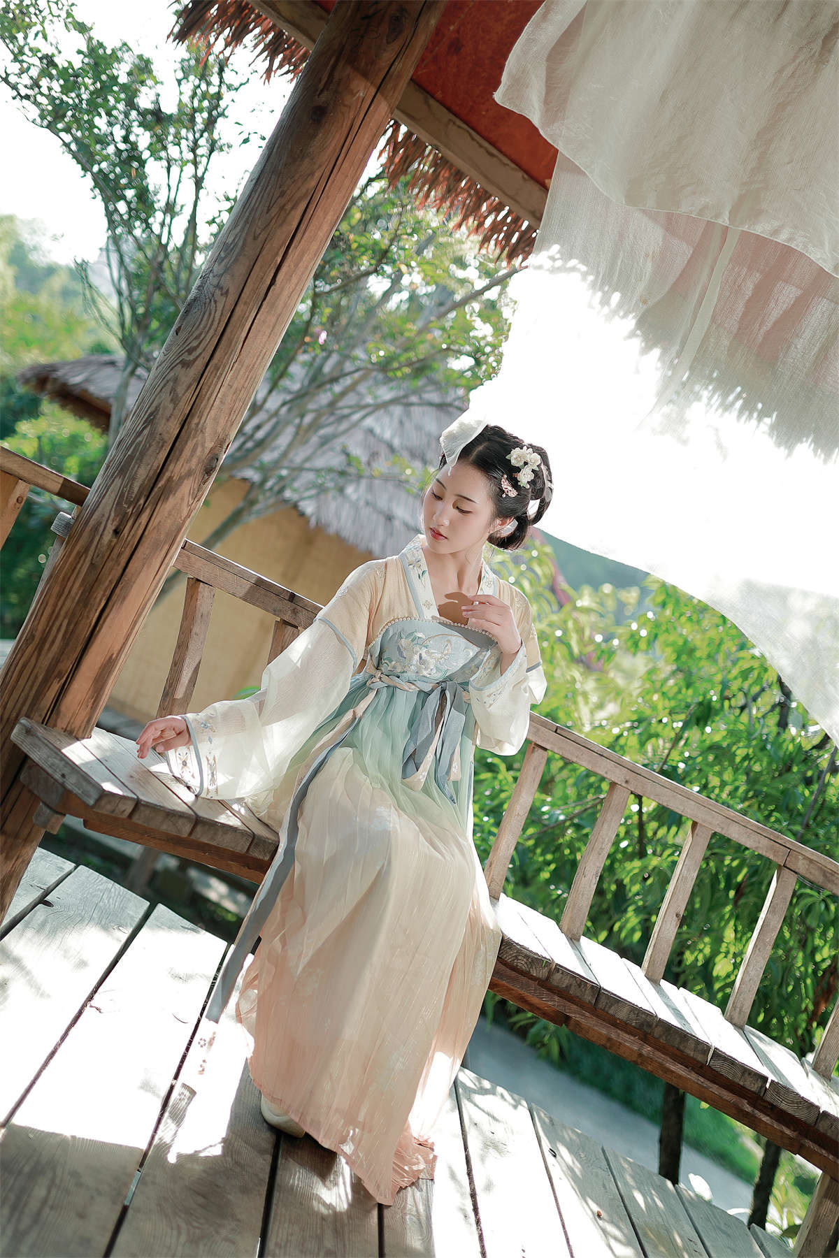 YITUYU艺图语 2023.08.15 石榴姑娘 搽小兔插图1