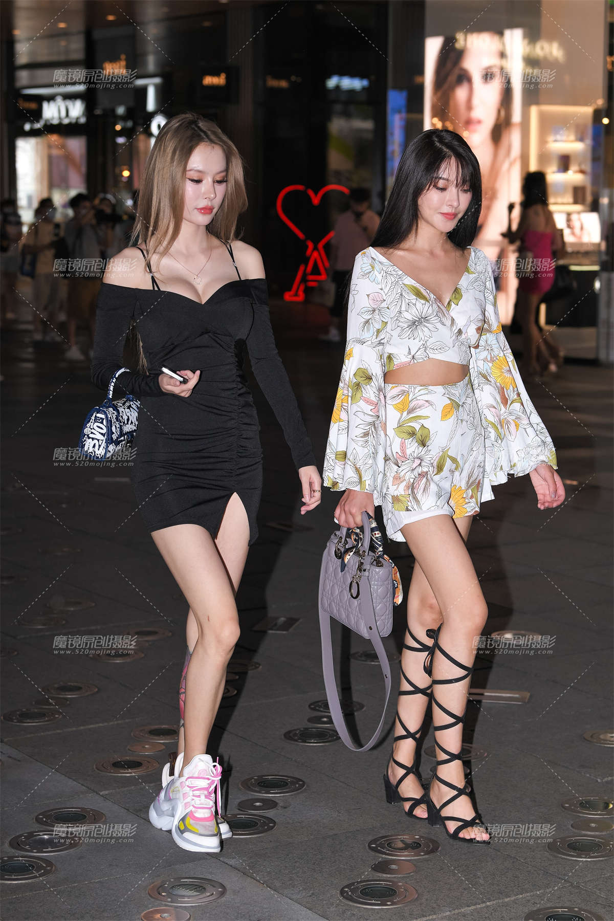 吊带裙+绑腿鞋-日更街拍