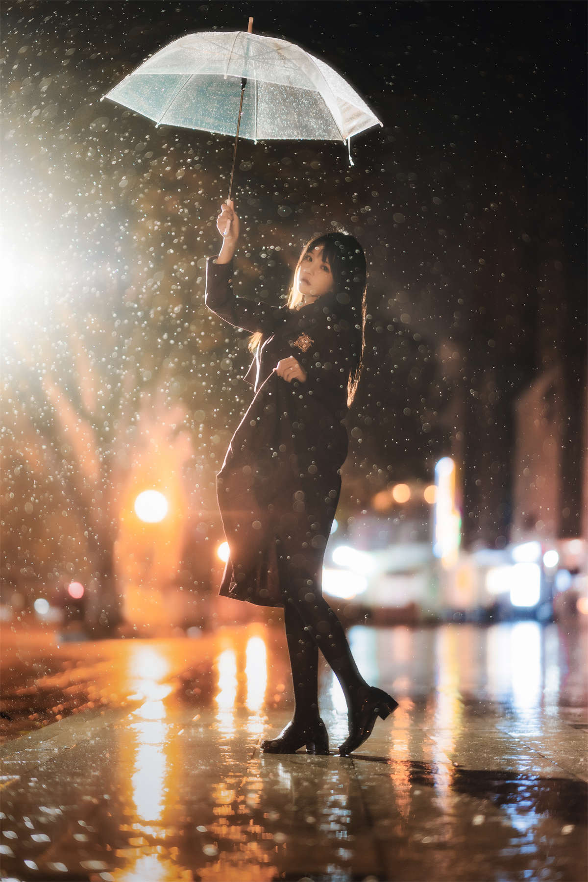 桜桃喵 – 雨下-日更街拍