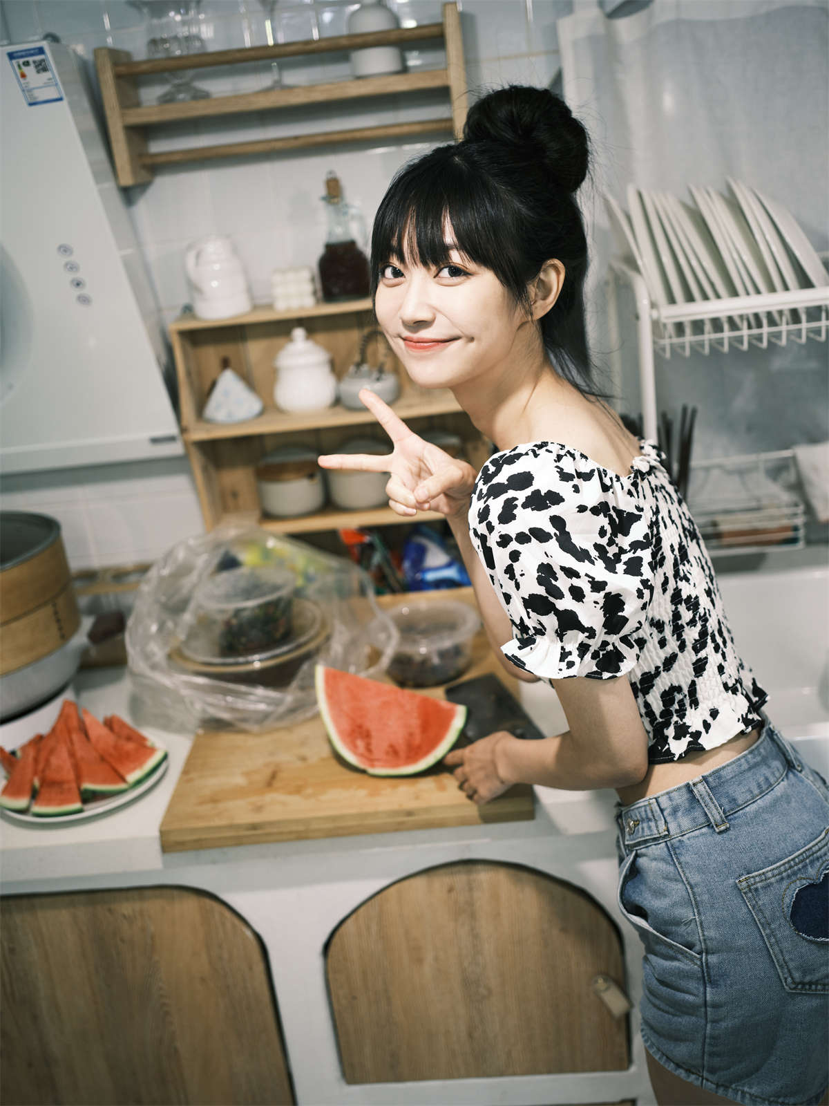 图片[2]-YITUYU艺图语 2022.04.11 厨房吃瓜 飞鸟咕咕--日更街拍