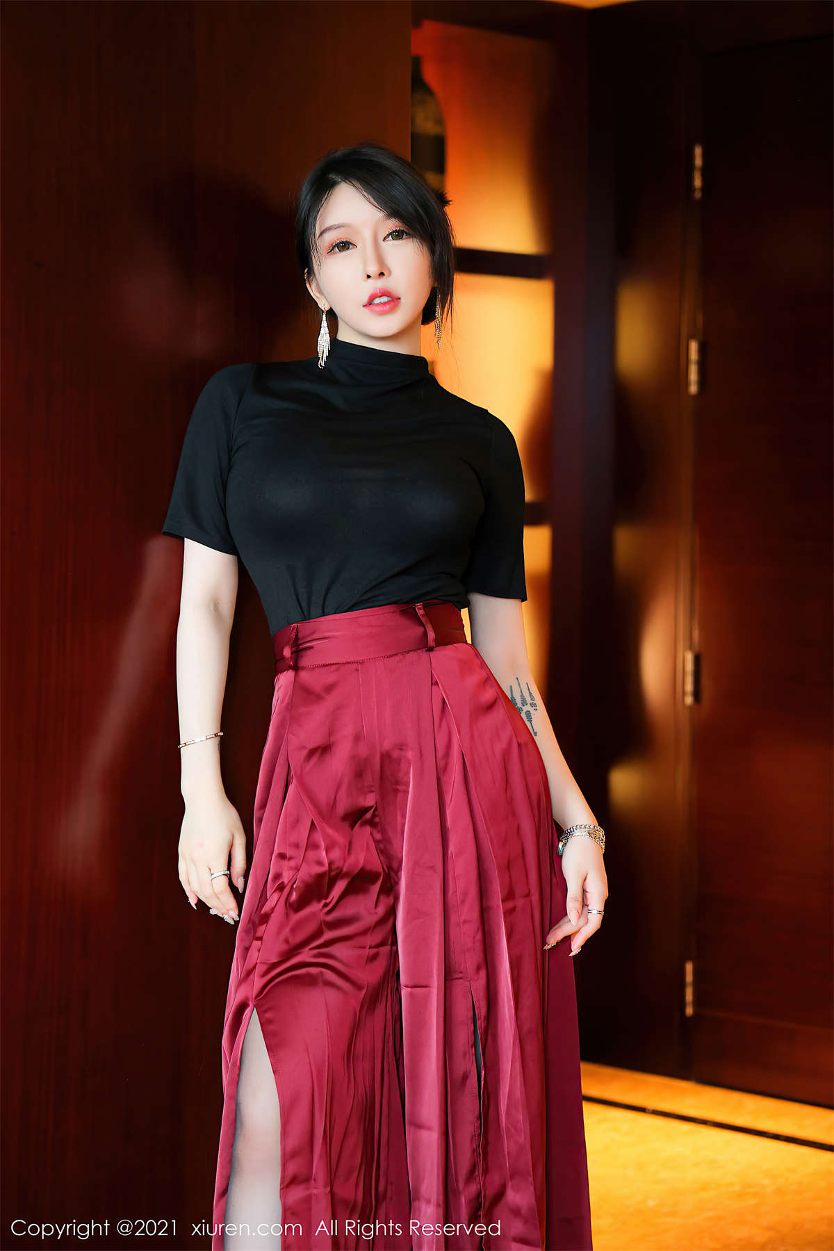 Xiuren秀人网 2021.07.08 NO.3641 玉兔miki-日更街拍