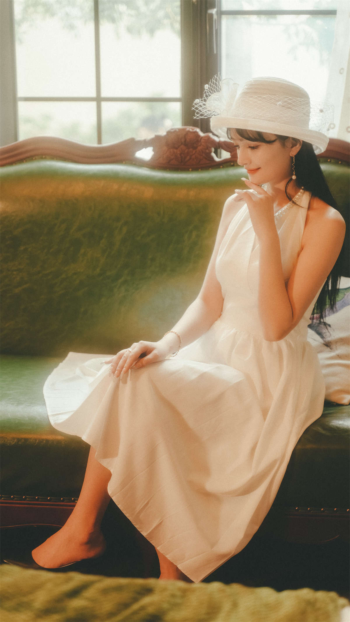 YITUYU艺图语 2022.04.11 午后阳光 莎莎-日更街拍