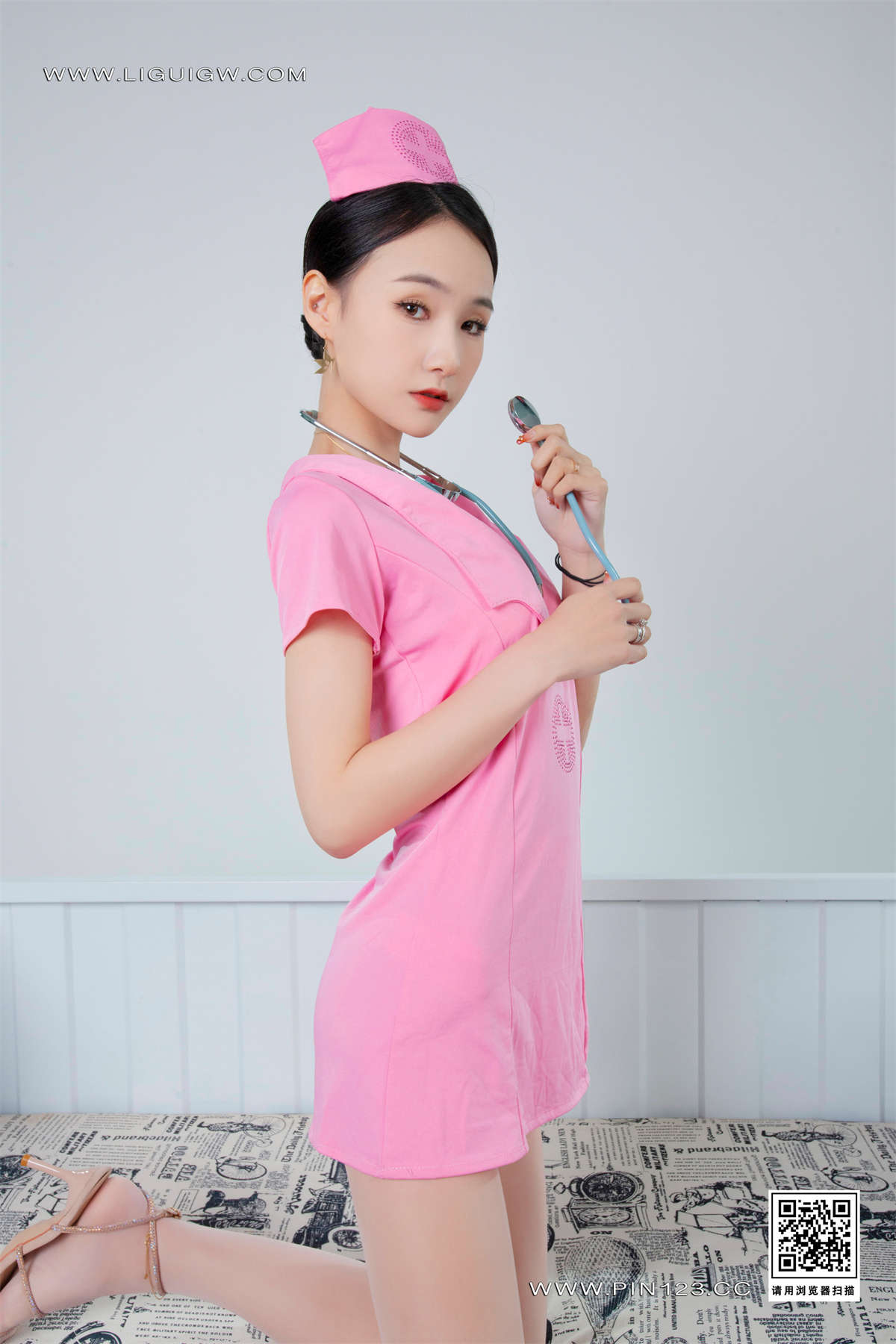 图片[2]-Ligui丽柜 2023.12.25 小护士-上 心心-日更街拍