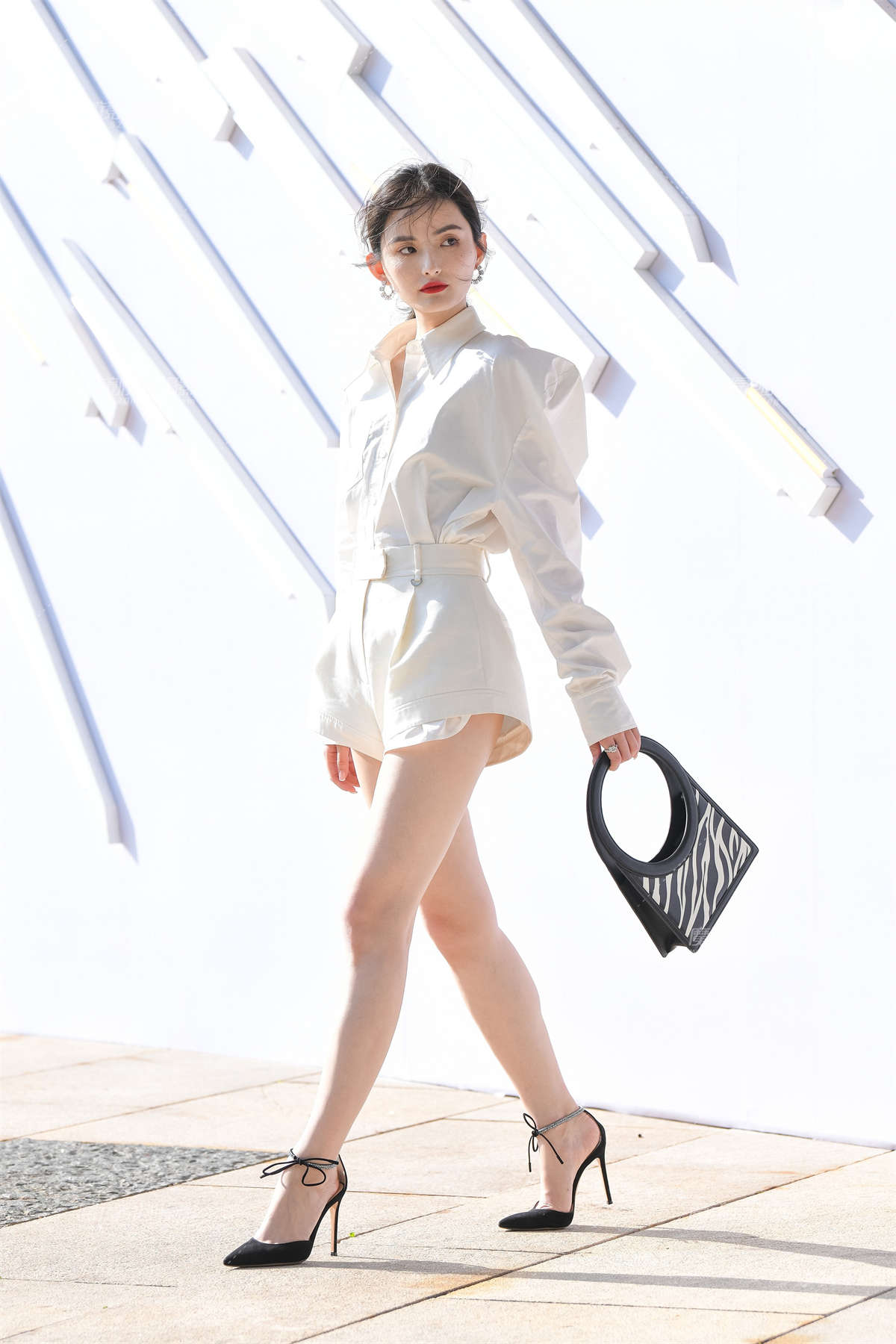 高跟鞋时尚美女-日更街拍