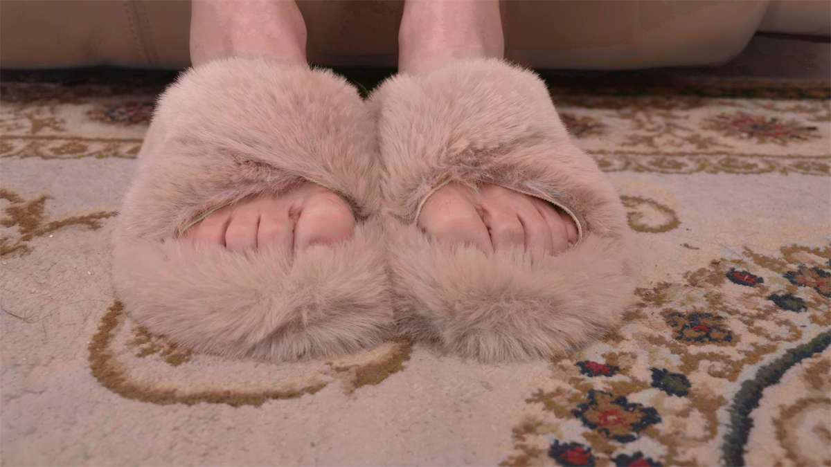 Sexy Asian Girls Feet Vol.015 美女芝芝展示她的性感裸足-日更街拍