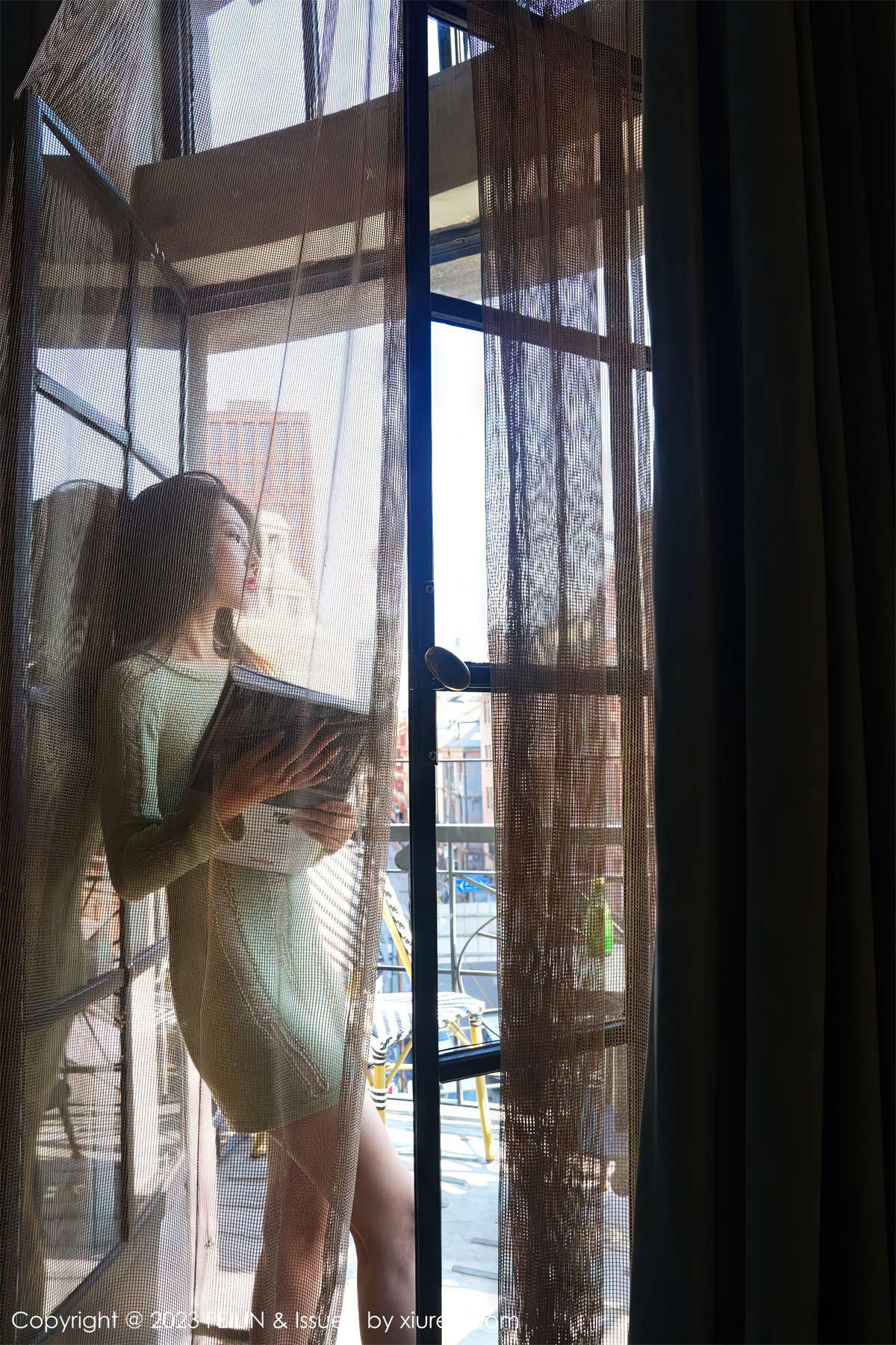 图片[2]-FEILIN嗲囡囡 2023.02.01 VOL.462 冯木木LRIS-日更街拍