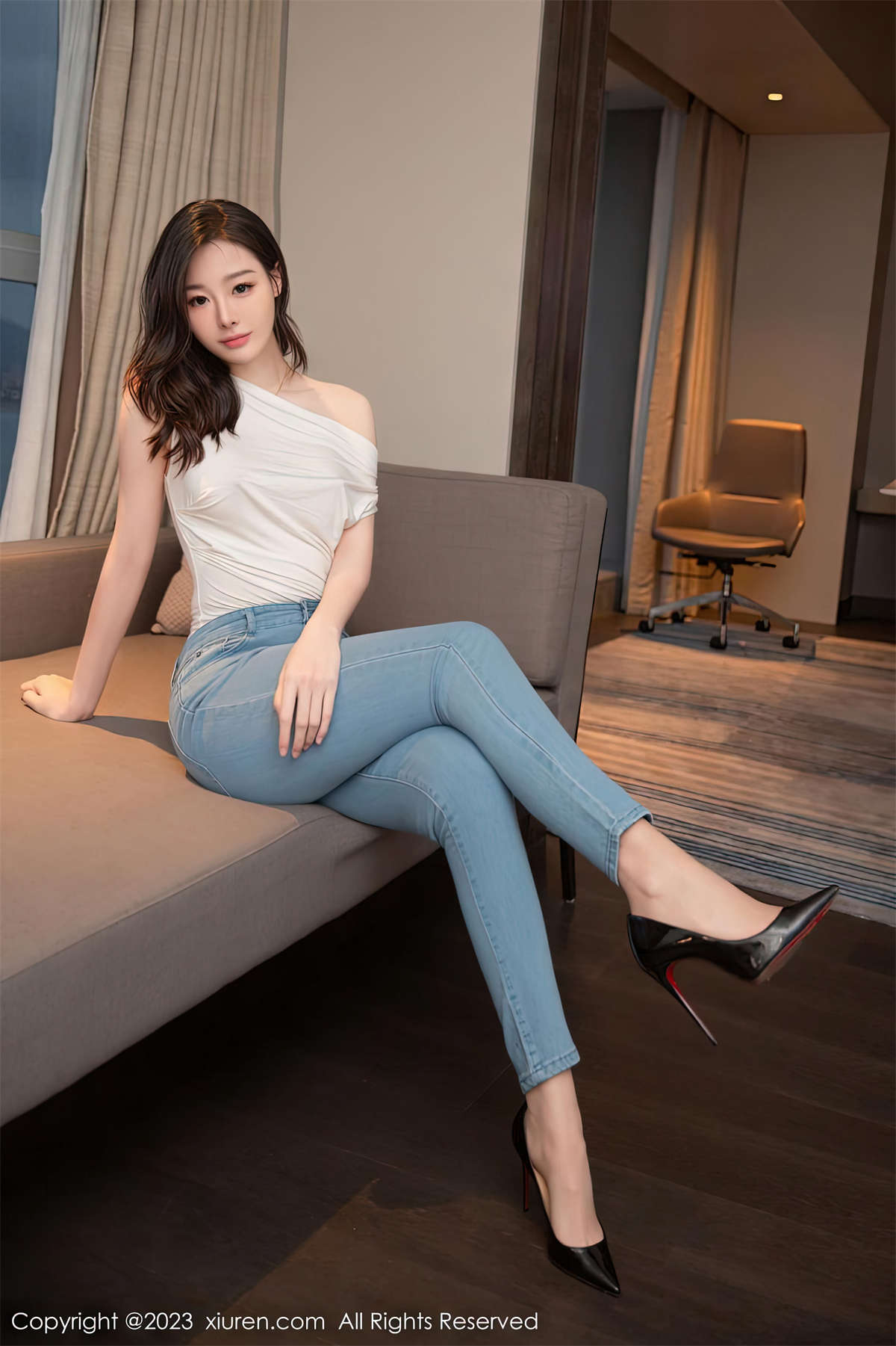 Xiuren秀人网 2023.02.10 No.6250 是小逗逗-日更街拍