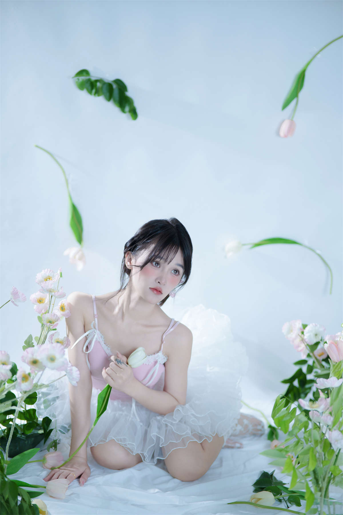 YITUYU艺图语 2024.08.12 花枳 小小雨-日更街拍