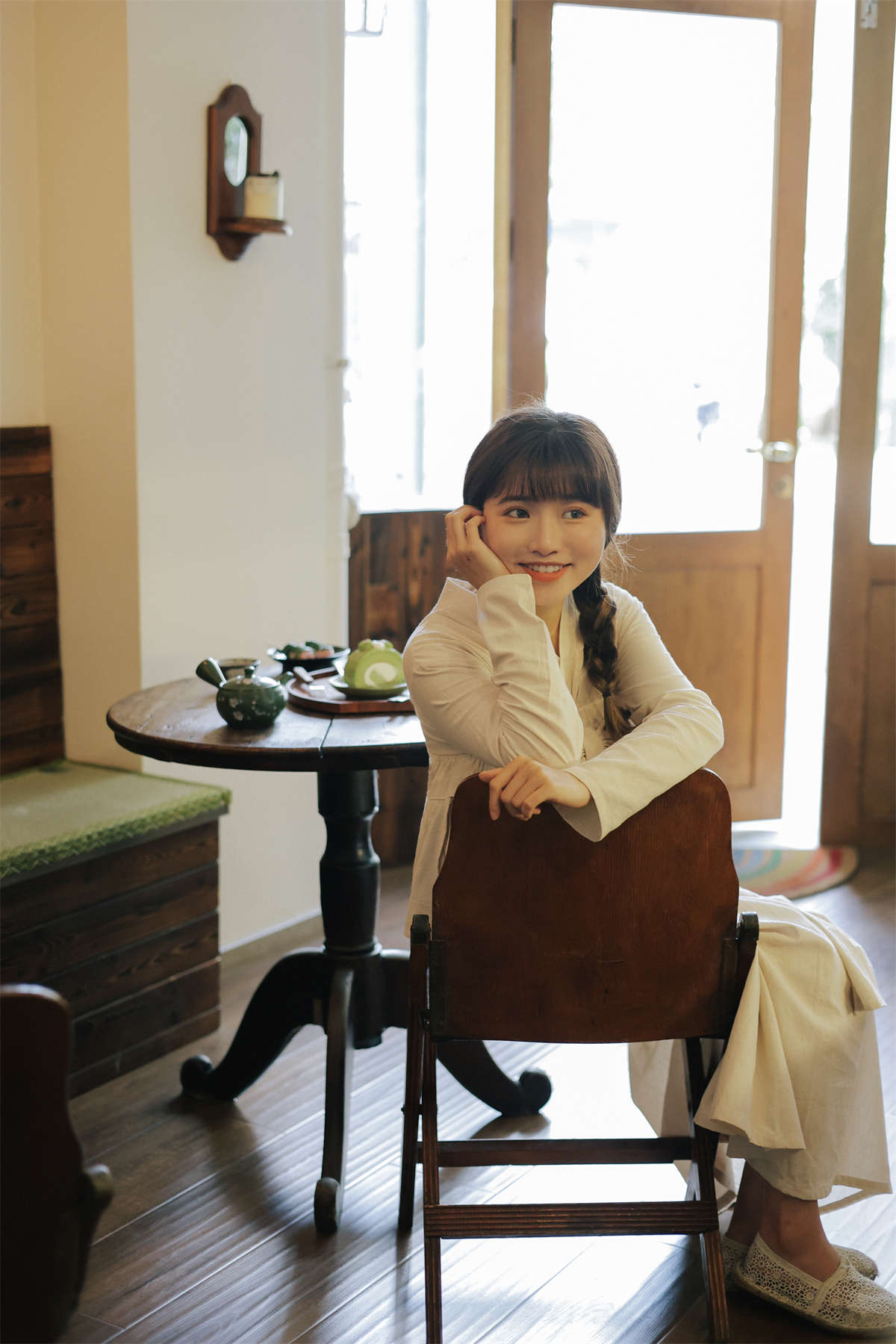 YITUYU艺图语 2022.07.05 萤月菓子铺 蓝胖子--日更街拍
