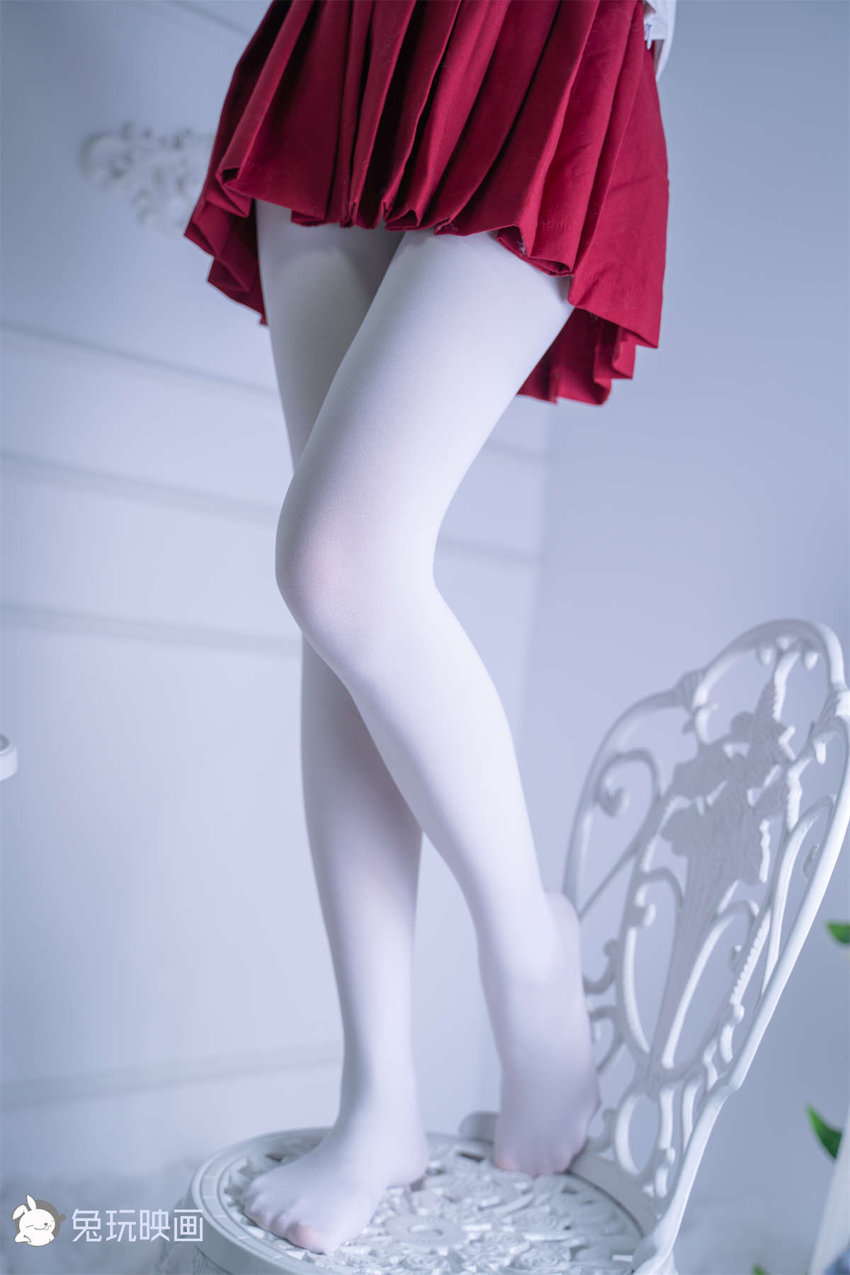 兔玩映画 C00.004 红裙与白丝插图1