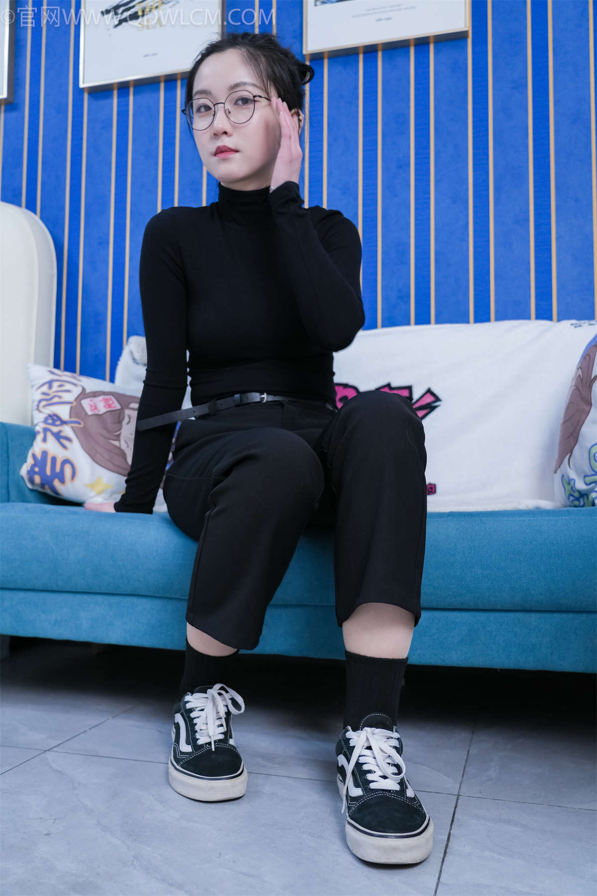 物恋传媒 NO.2164 川川-记忆里的她-日更街拍