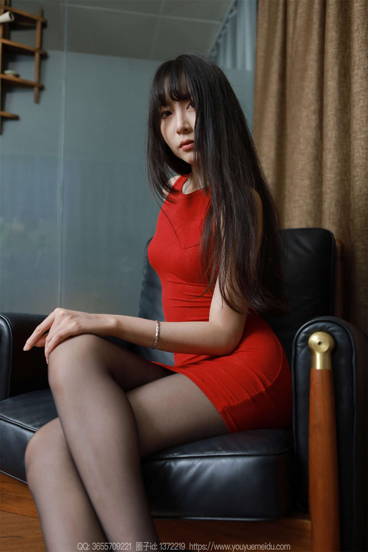 IESS异思趣向 2024.08.18 丝享家1822：团团 红色高跟鞋（上）-日更街拍