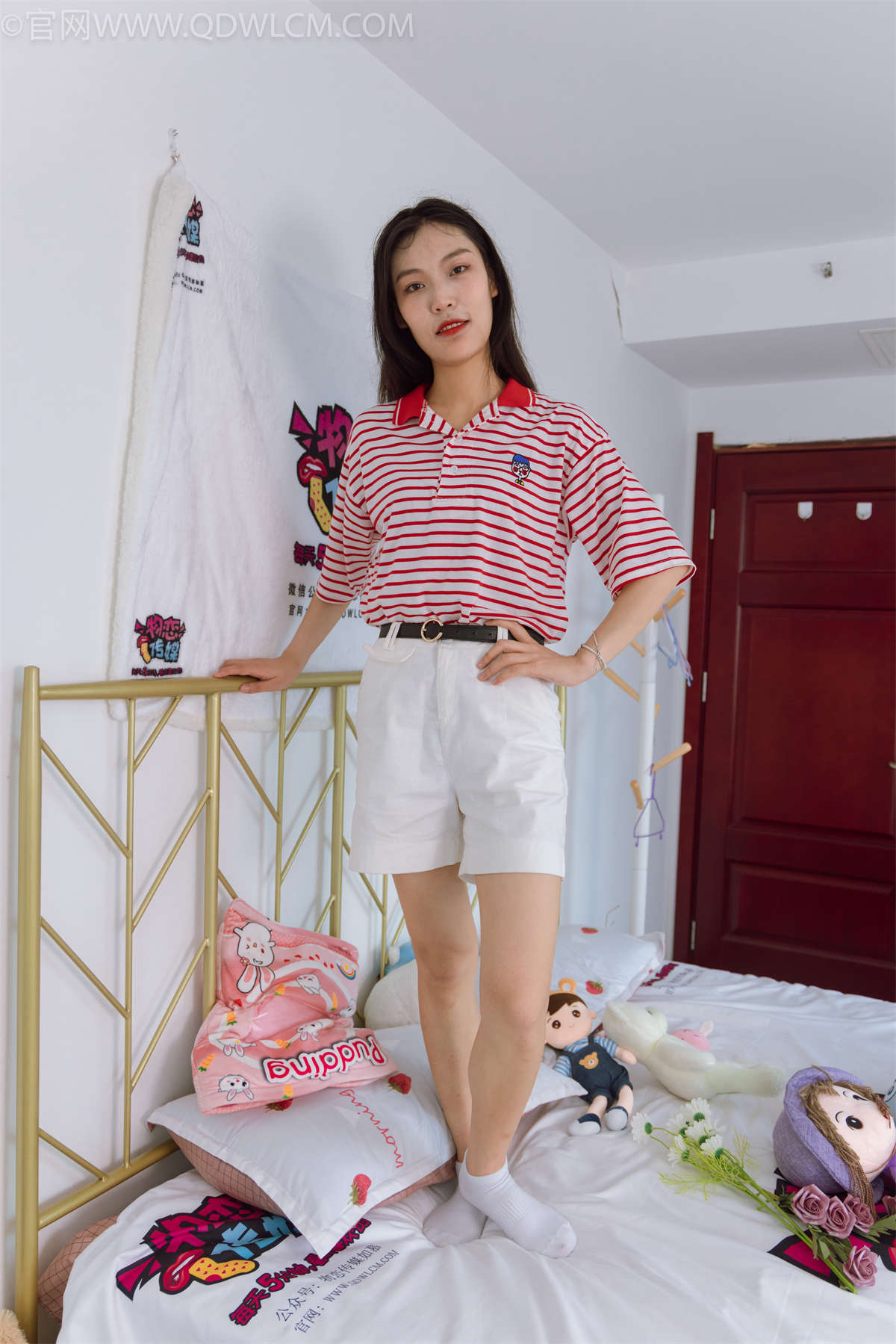 物恋传媒 NO.2165 沁沁-爱意长存-日更街拍