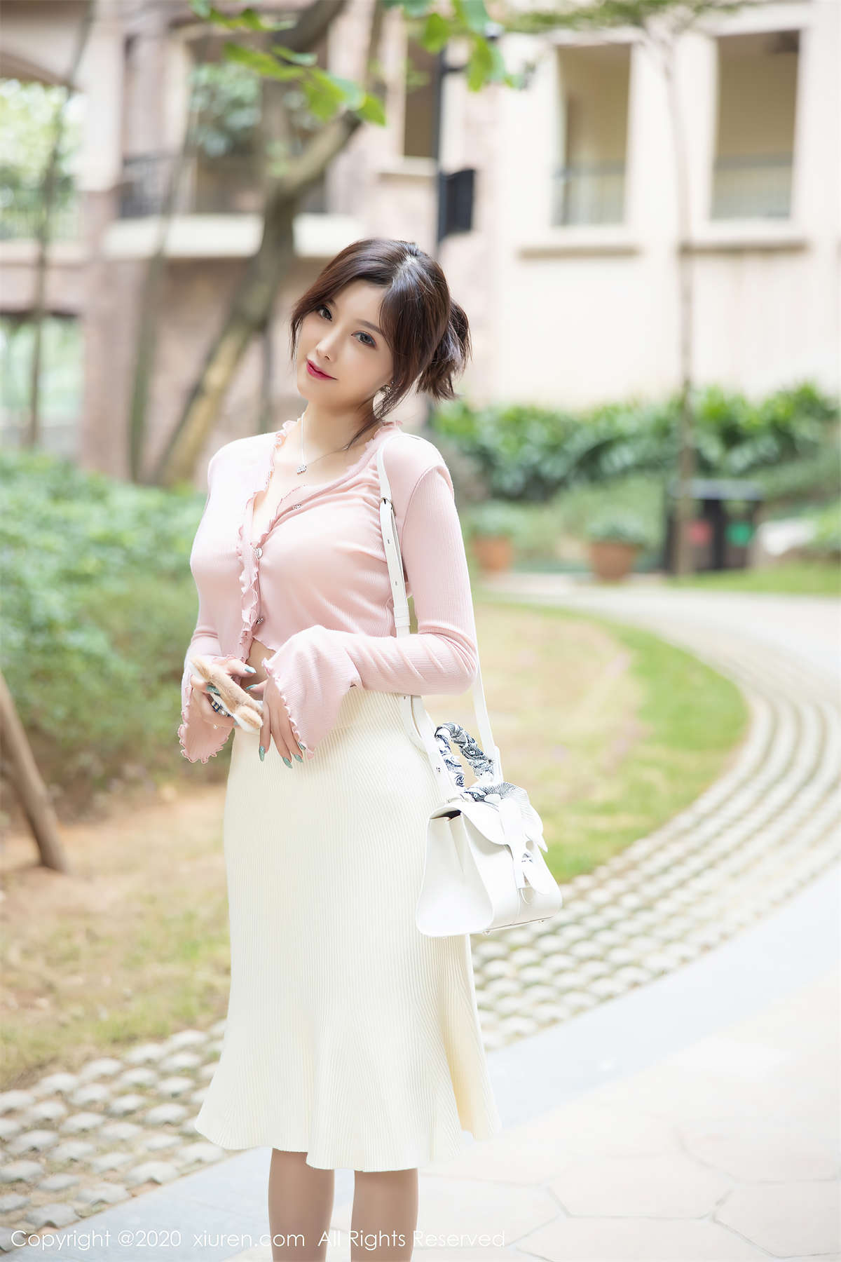 图片[2]-Xiuren秀人网 2020.12.16 NO.2905 杨晨晨sugar-日更街拍
