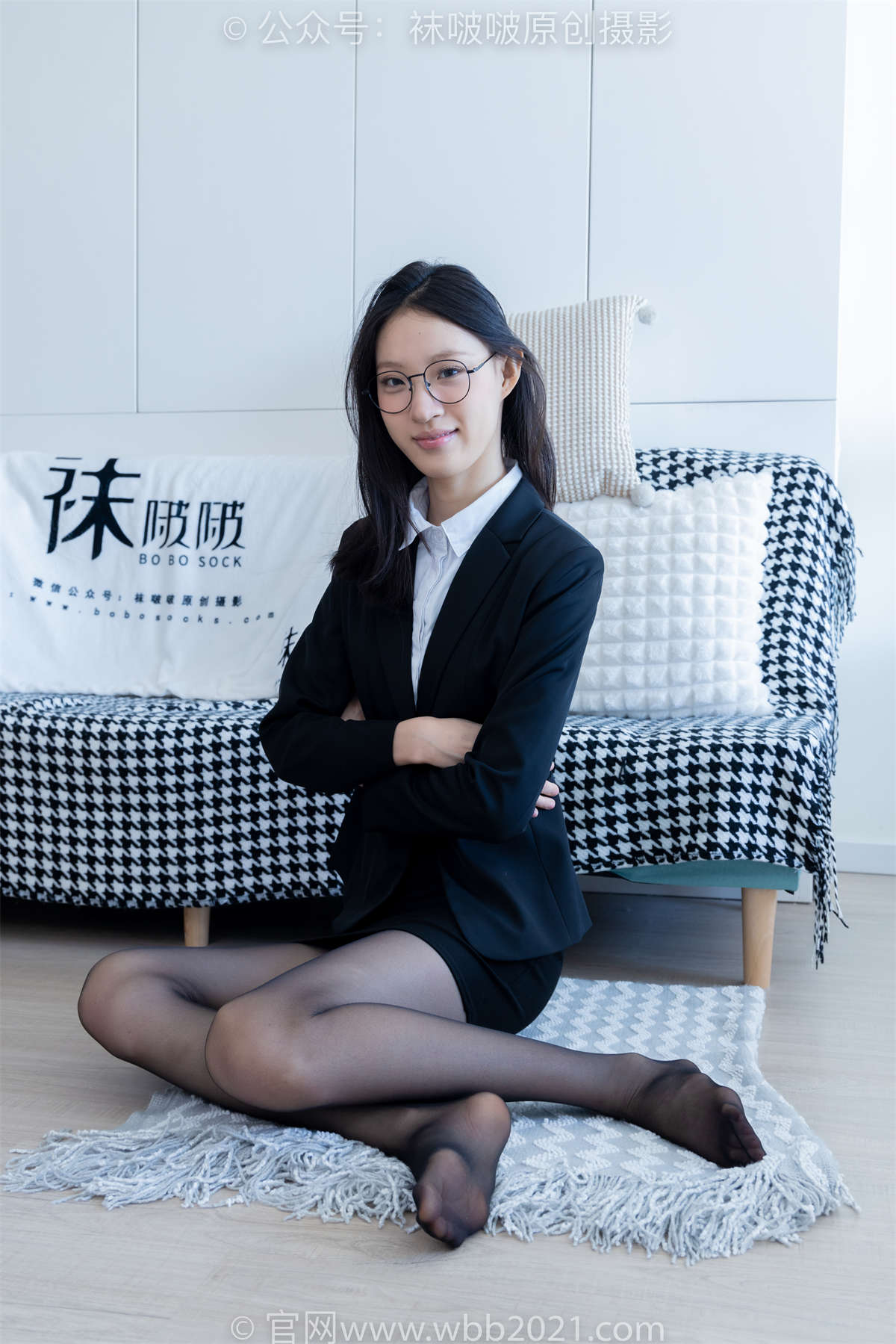 袜啵啵 No.327 雪糕-高跟鞋、黑丝（脚尖微加固款）、ol风 花絮版-日更街拍