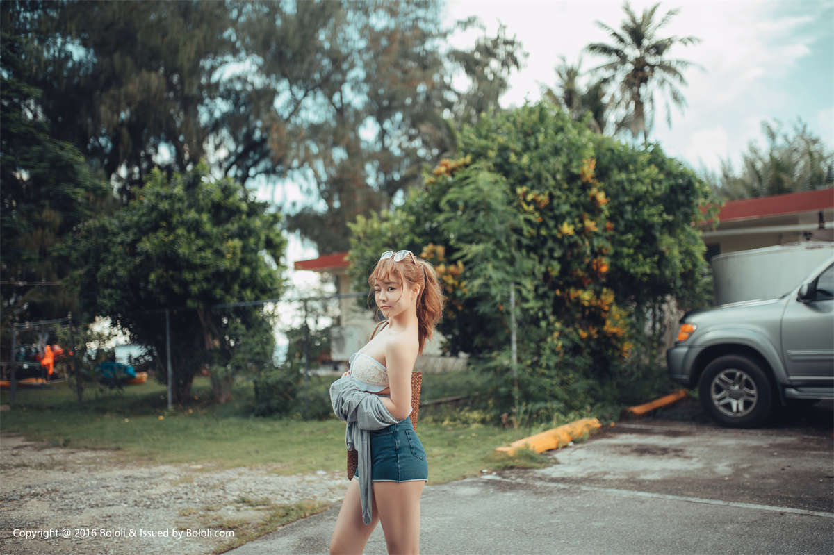 Bololi波萝社 BOL.129 柳侑绮夏日风情 柳侑绮-日更街拍