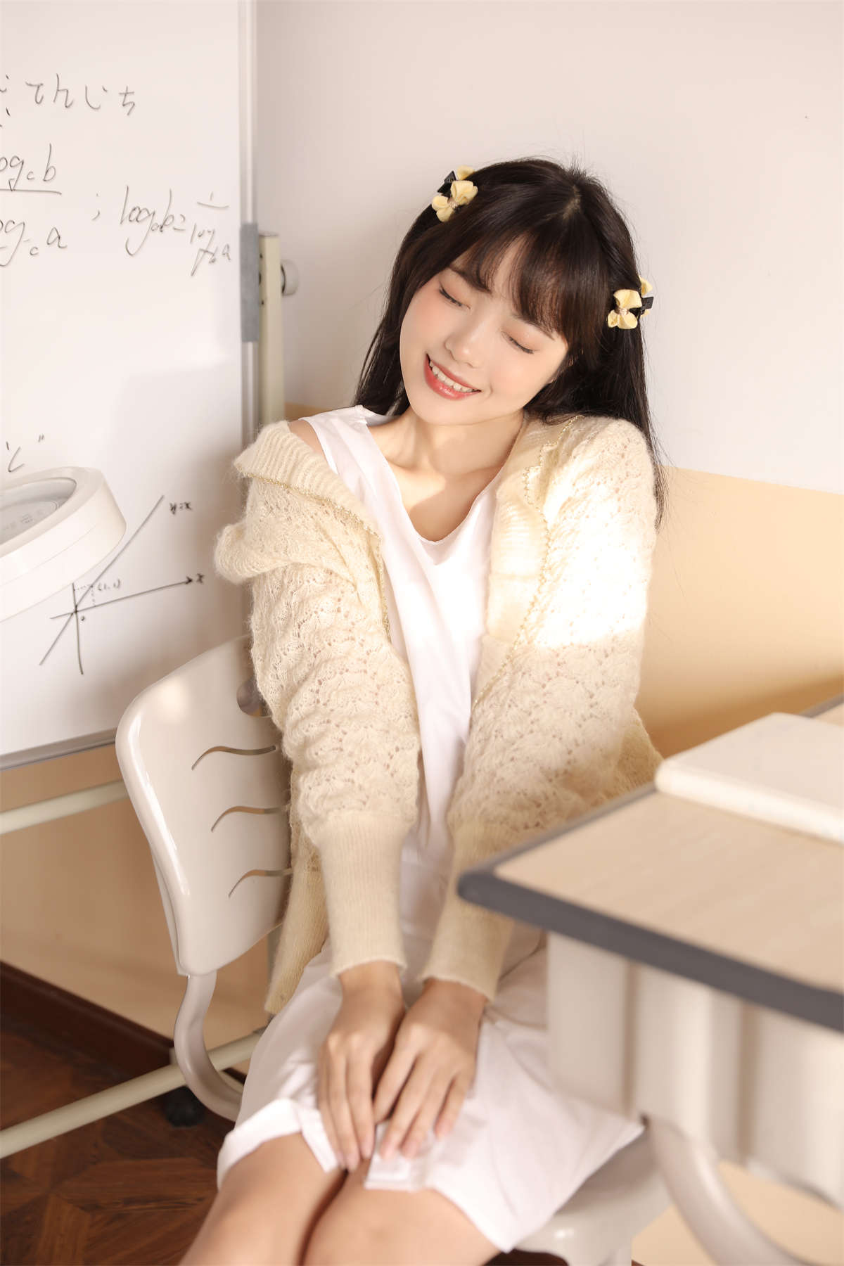 YITUYU艺图语 2022.10.13 扑倒少女心 小薇人儿-日更街拍