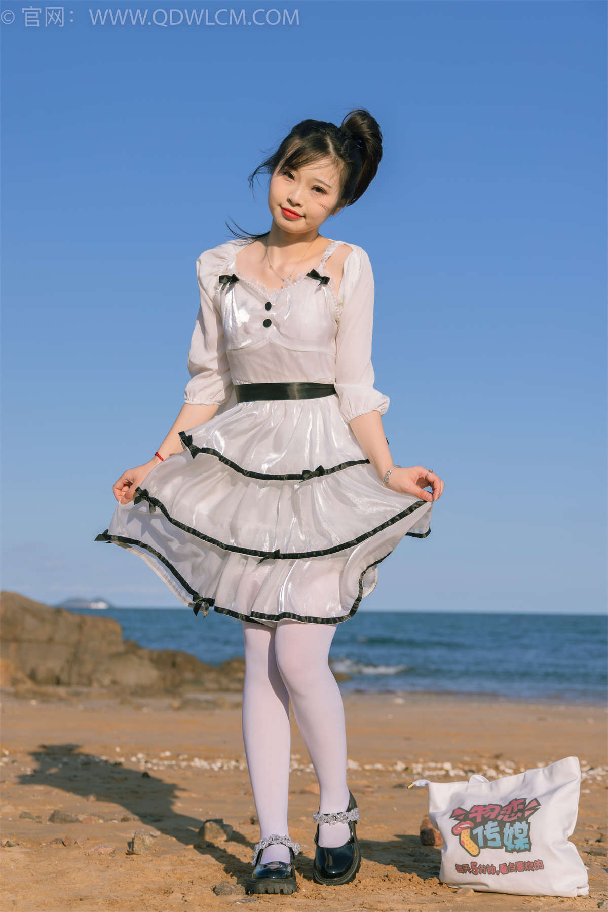 图片[2]-物恋传媒 NO.1828 挽挽-海上月-日更街拍