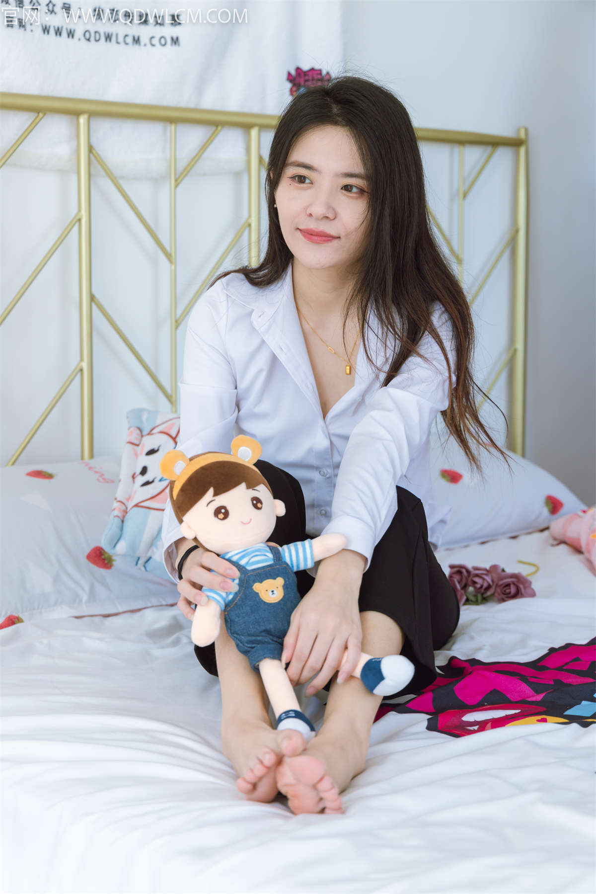 图片[2]-物恋传媒 NO.1333 然然-回忆的沙漏-日更街拍