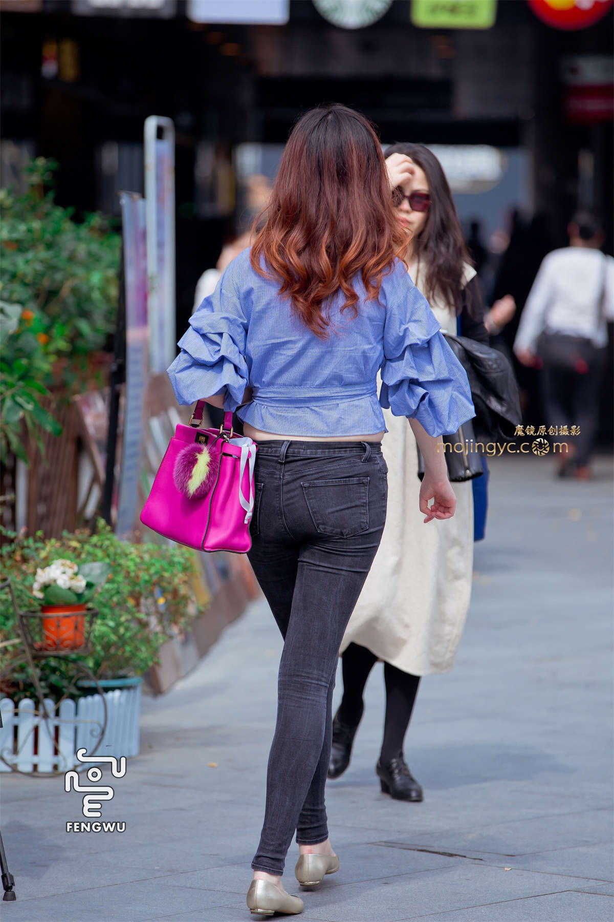 紧身牛仔裤，平底鞋（11）-日更街拍