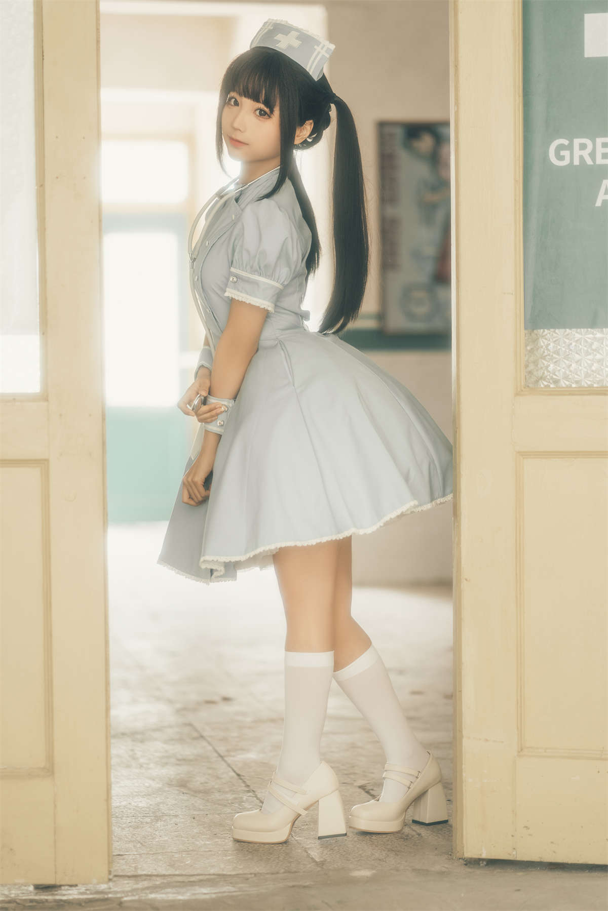 图片[2]-知名动漫博主-蠢沫沫 小护士-日更街拍