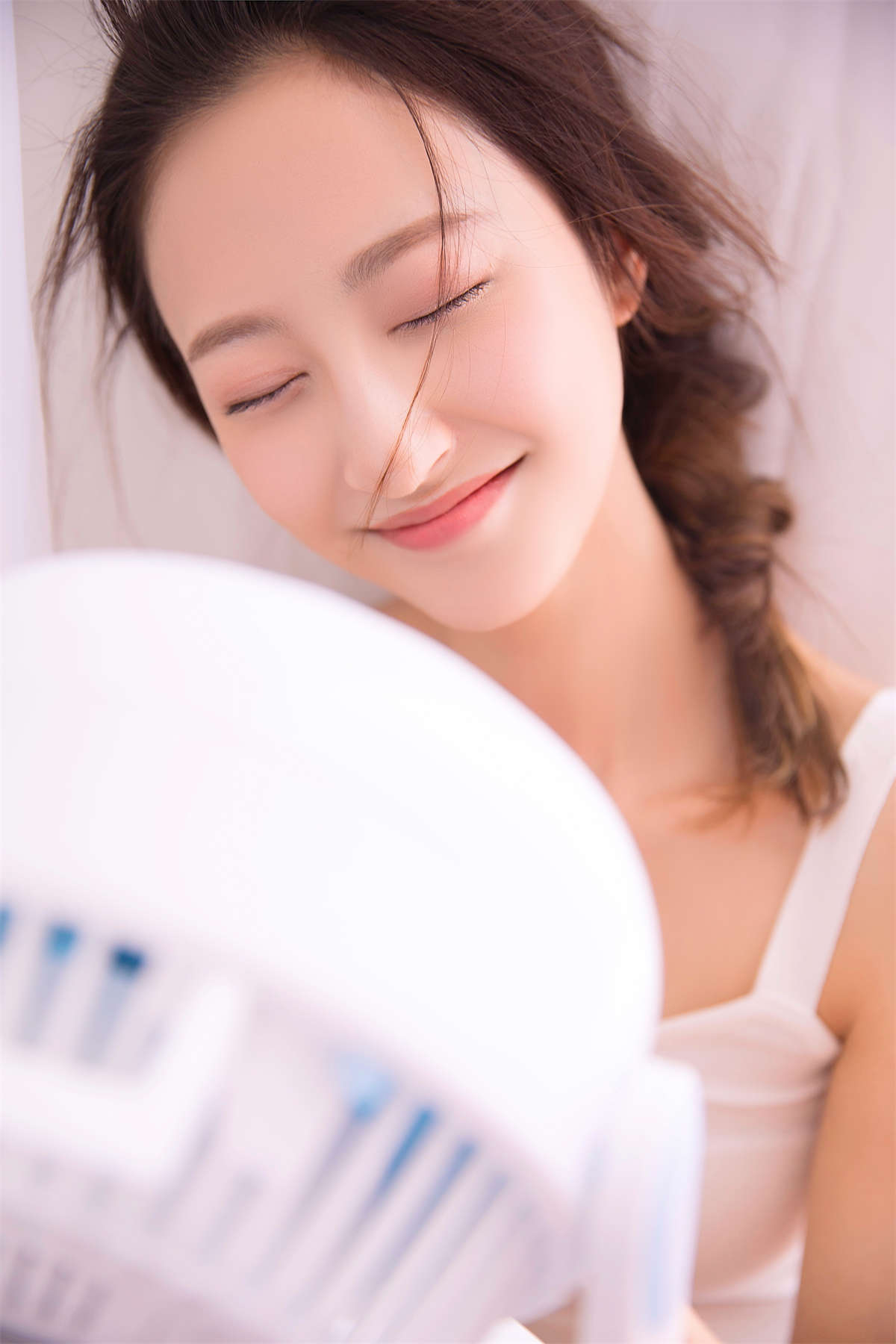 图片[2]-YALAYI雅拉伊2023.07.26 NO.1052 眼里花影-日更街拍