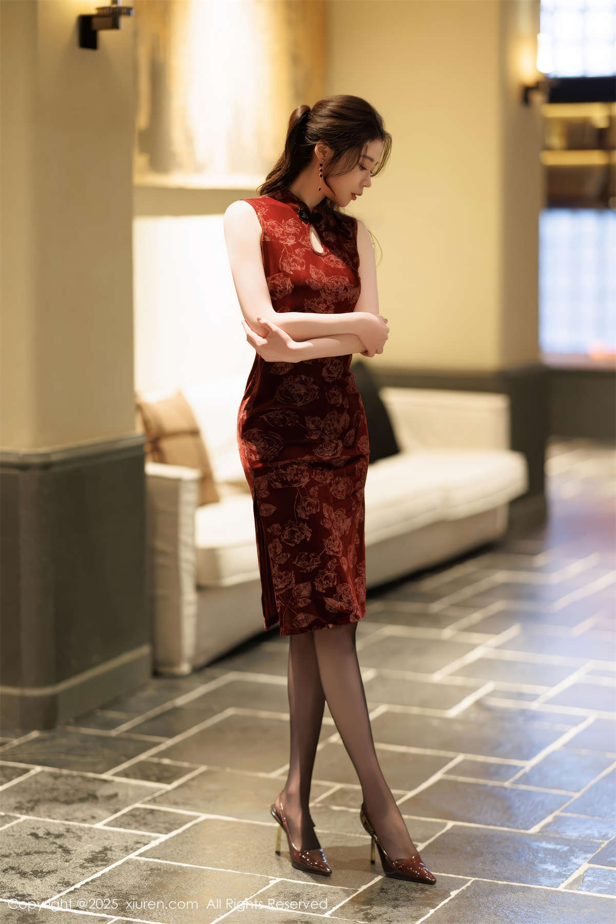 图片[2]-Xiuren秀人网 2025.04.02 NO.10106 梦心玥-日更街拍