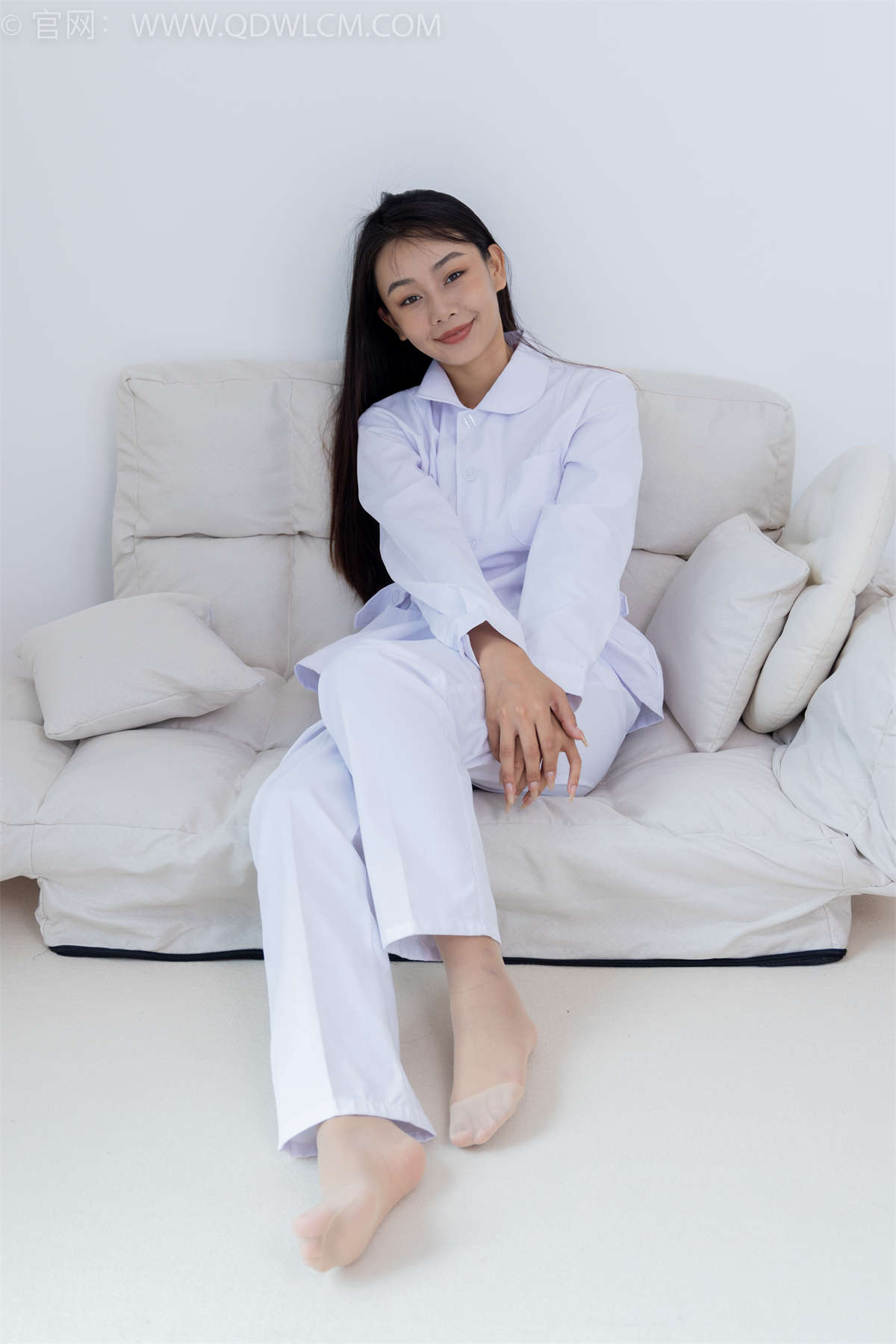 物恋传媒 NO.1704 岚岚-勇敢说不-日更街拍