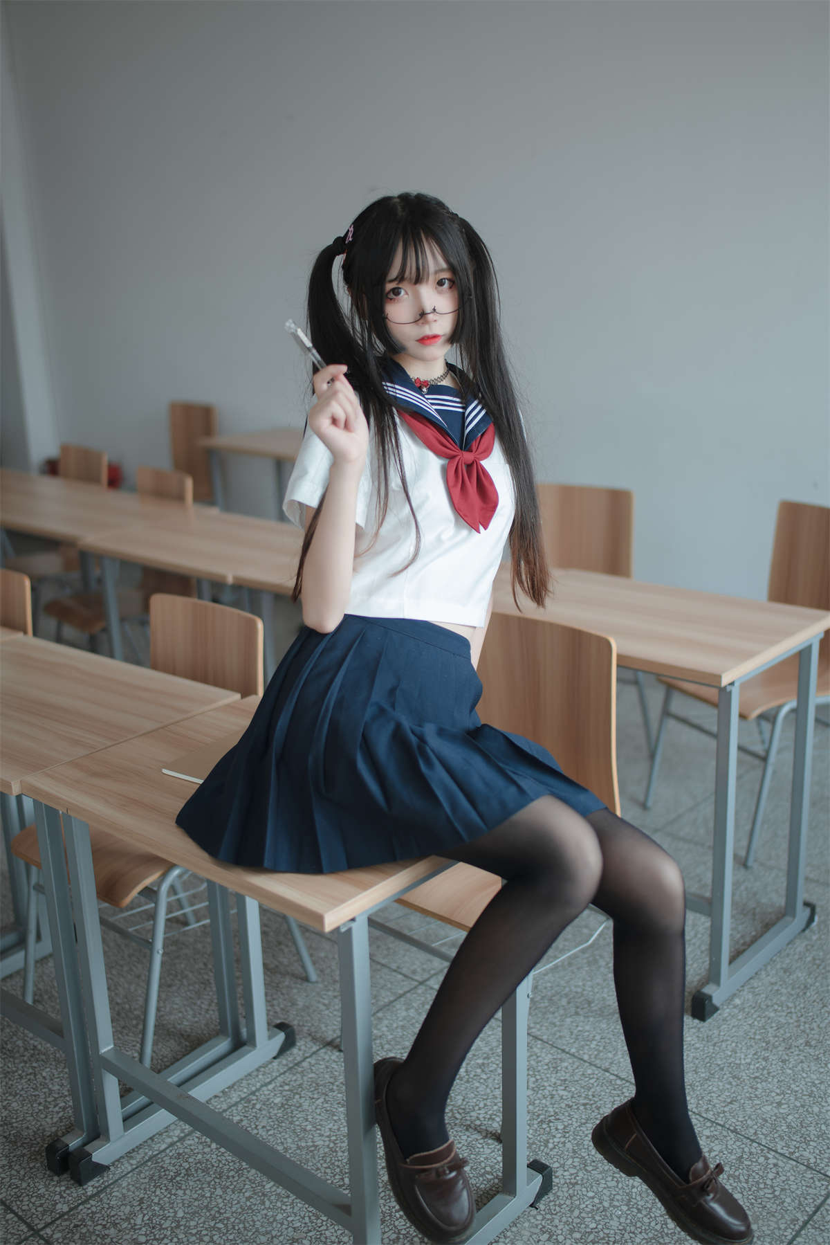 图片[2]-五更百鬼 JK制服-日更街拍
