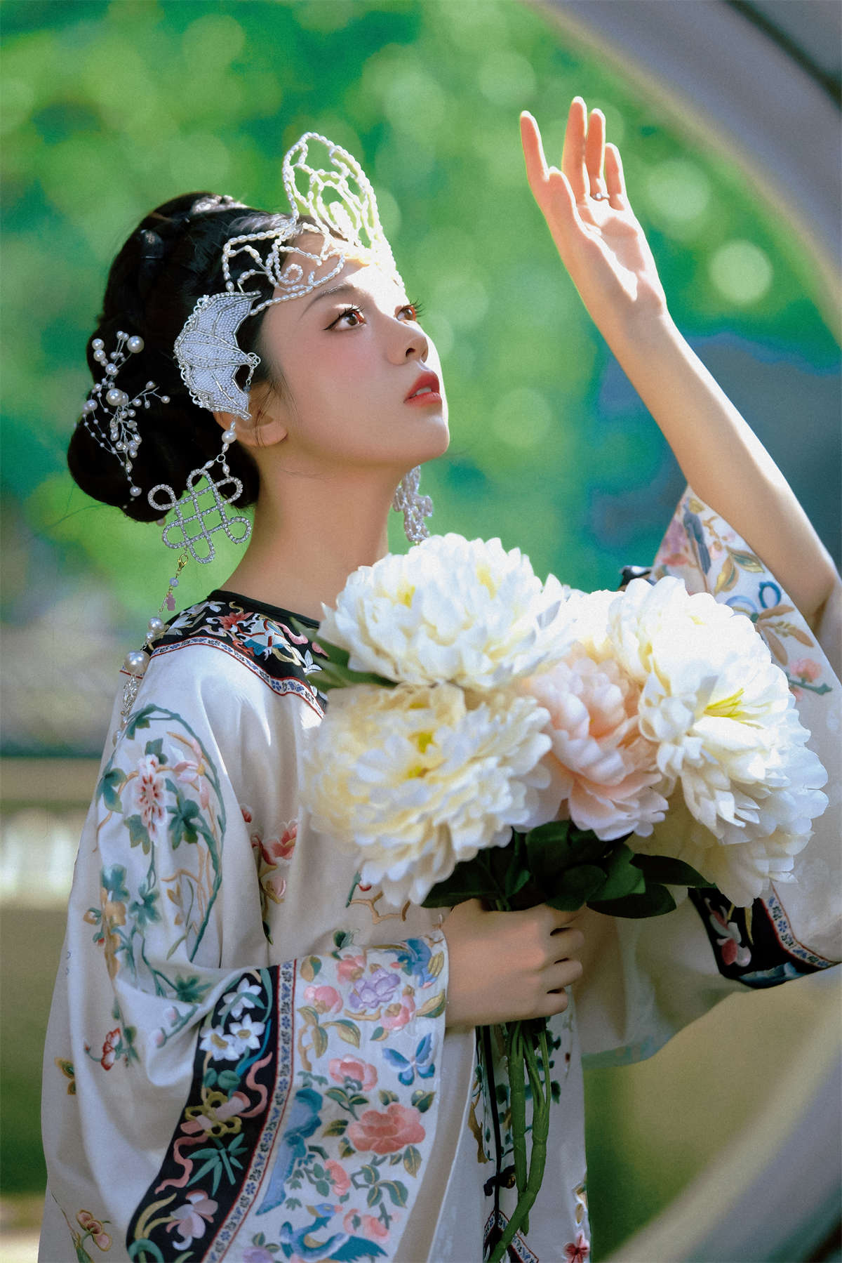 YITUYU艺图语 2025.03.14 花如懿 胡胡-日更街拍
