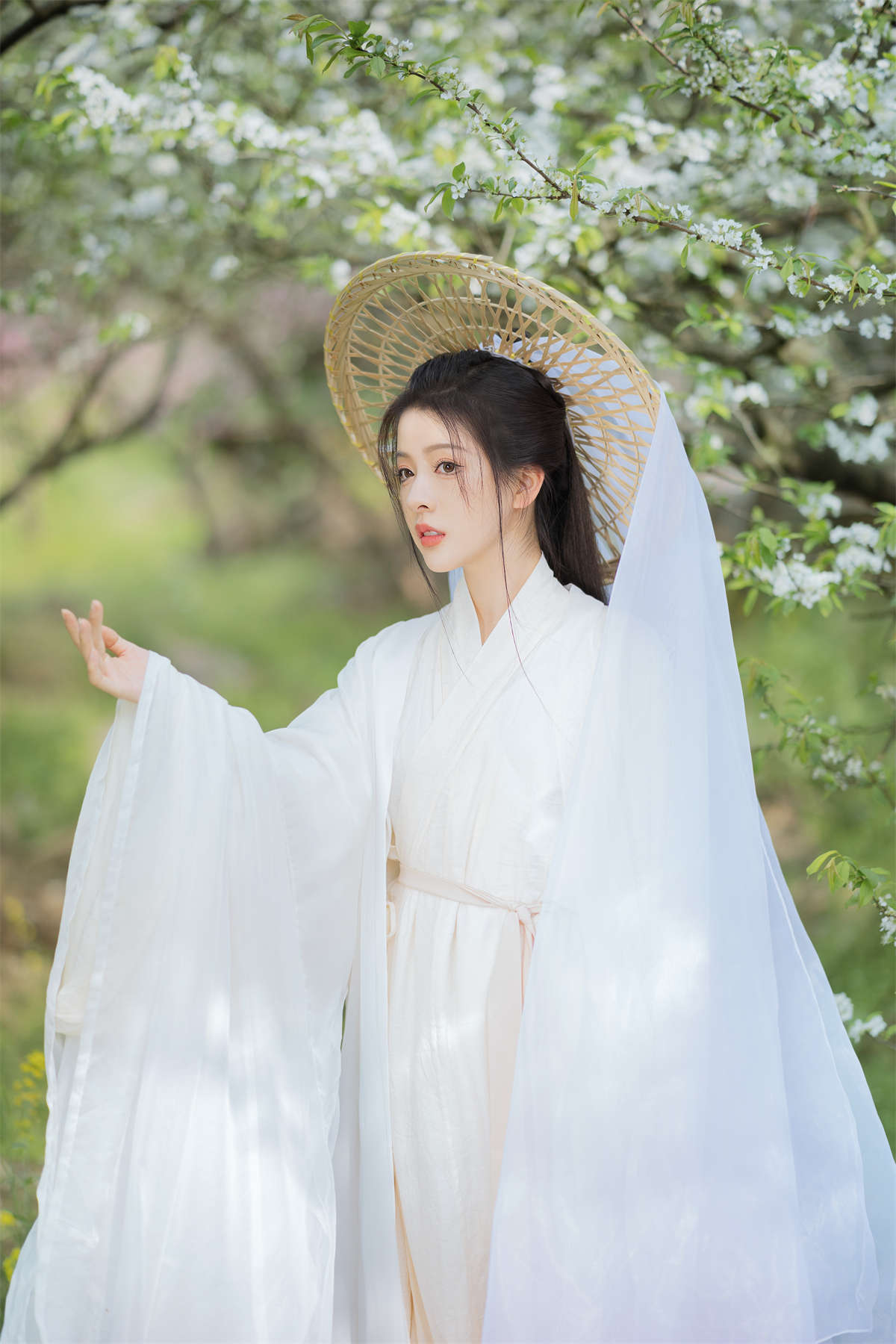 YITUYU艺图语 2023.05.07 青绿花笺 言言-日更街拍