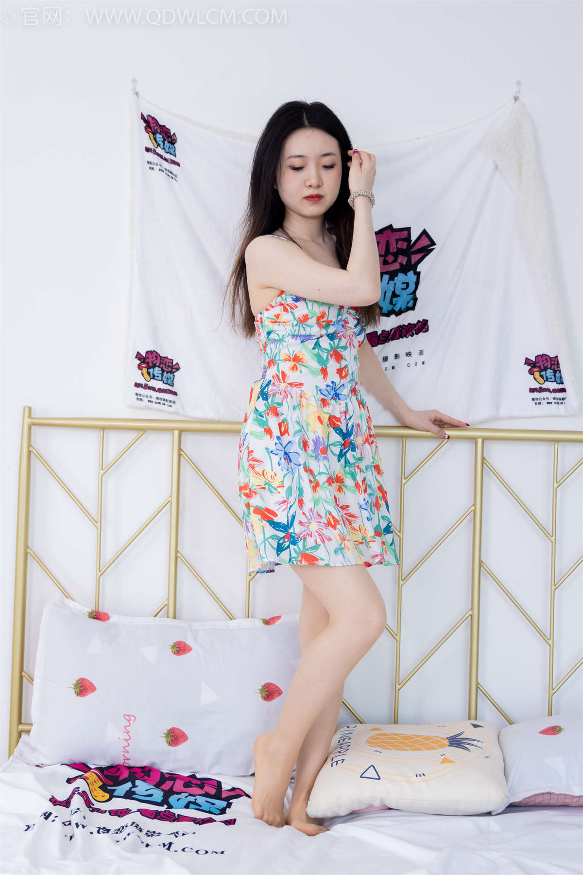 图片[2]-物恋传媒 NO.1505 文文-花花蝴蝶-日更街拍