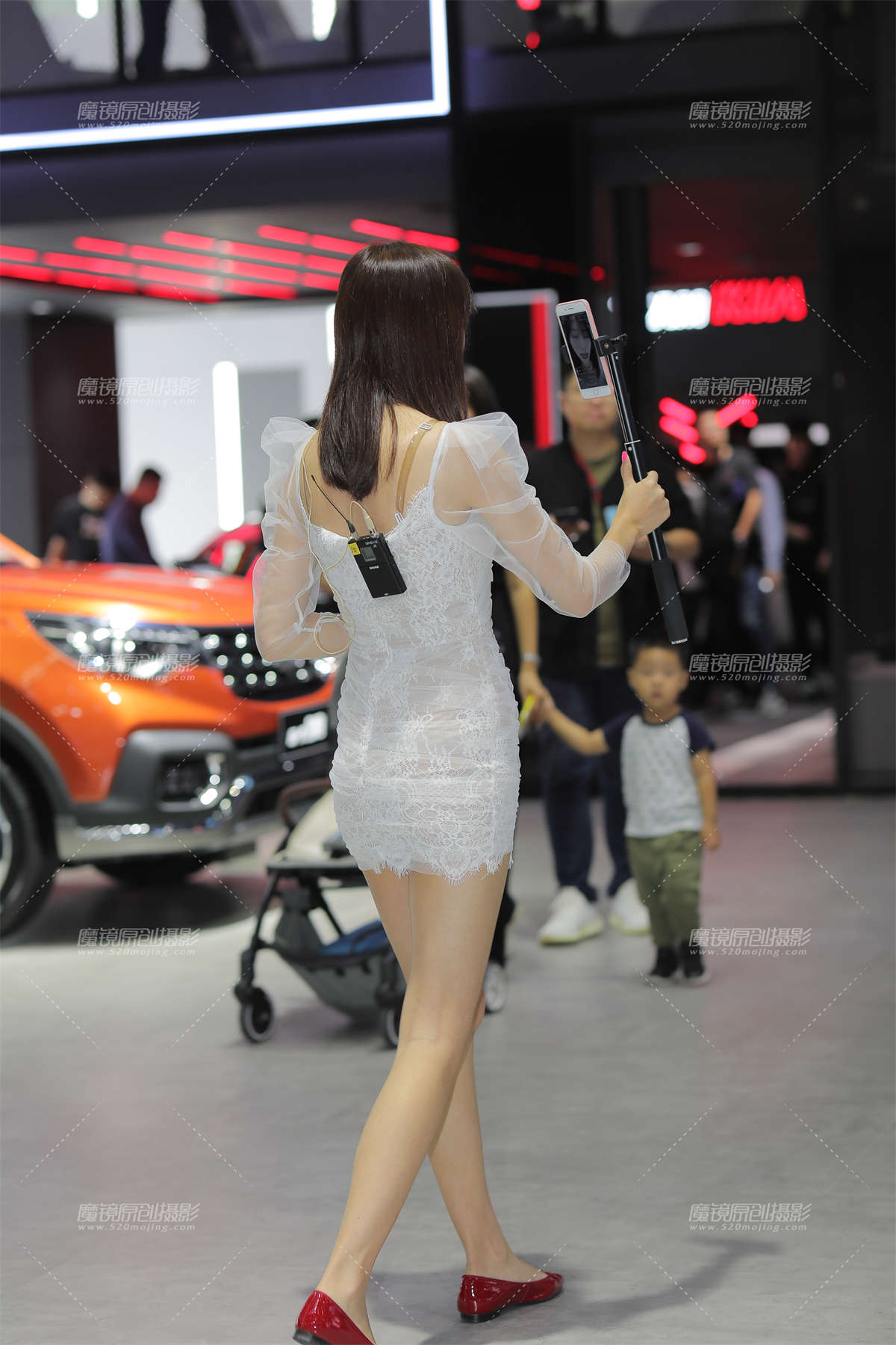 图片[2]-好喜欢这个女主播呀-日更街拍