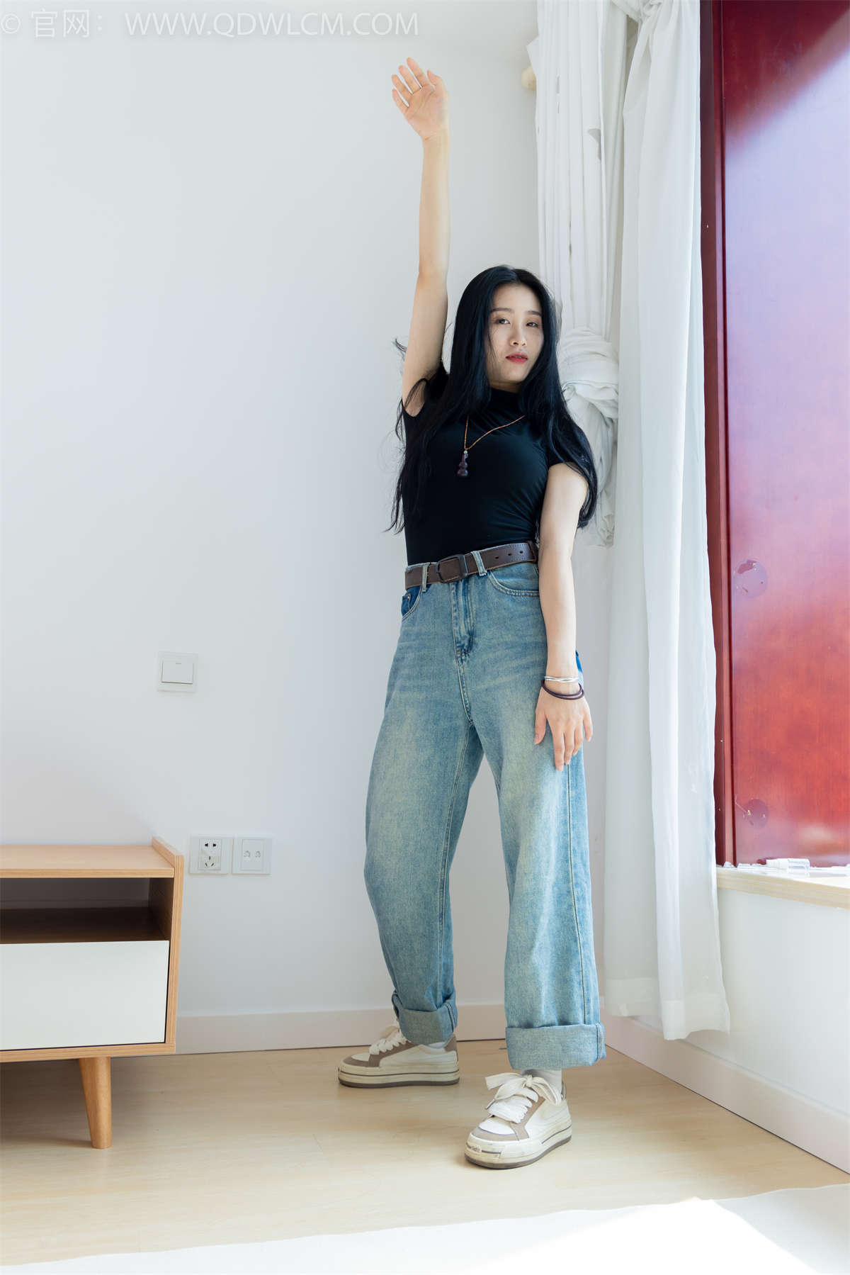 物恋传媒 NO.1744 绒绒-夜的幻想-日更街拍