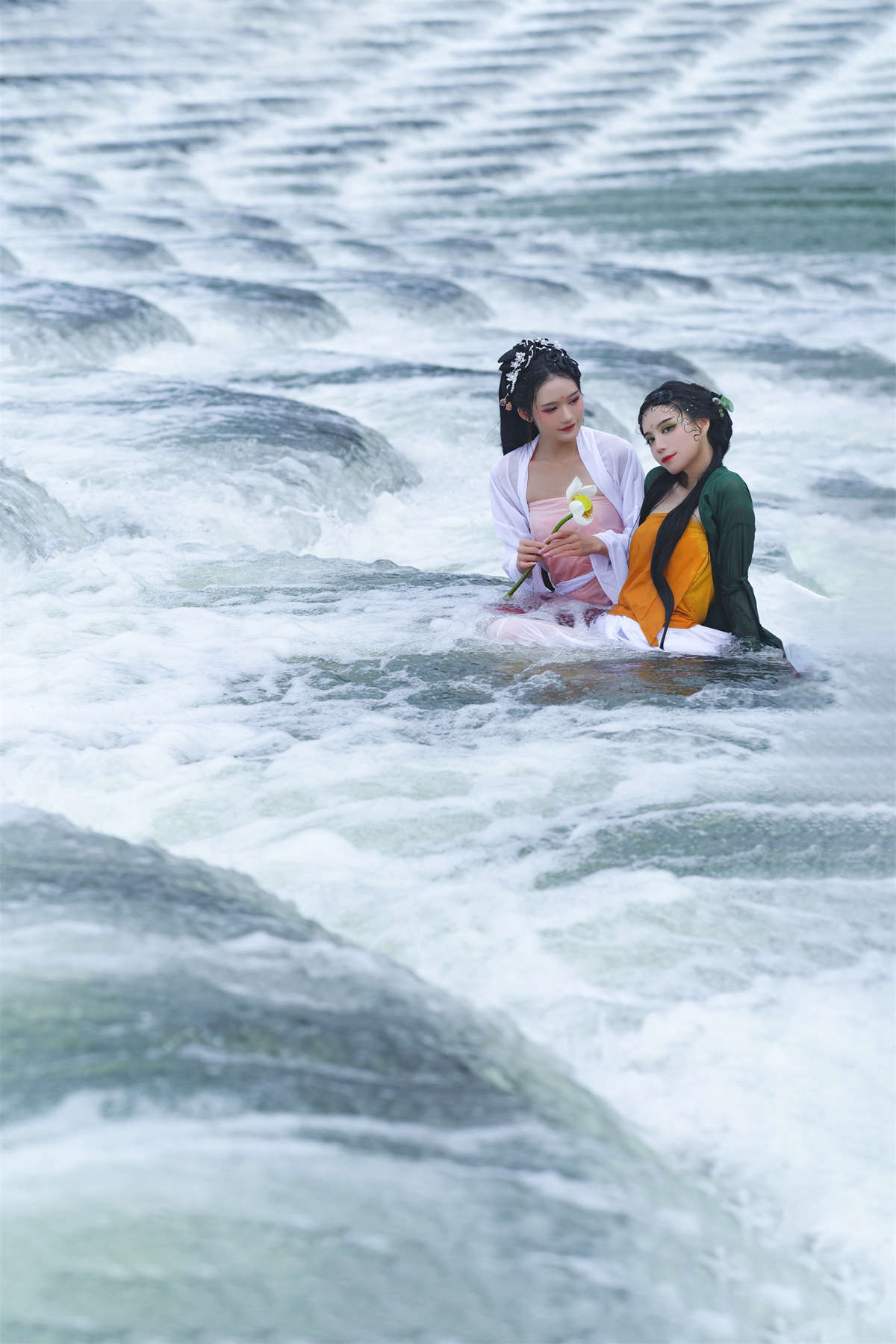 图片[2]-YITUYU艺图语 2022.06.24 青白蛇 兔子Zzz不吃胡萝卜-日更街拍