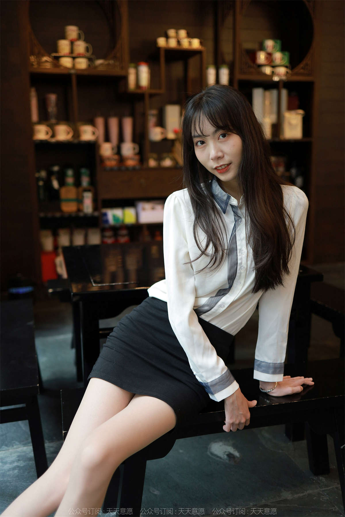 图片[2]-IESS异思趣向 2022.07.19 丝享家1152：团团 长腿OL-日更街拍
