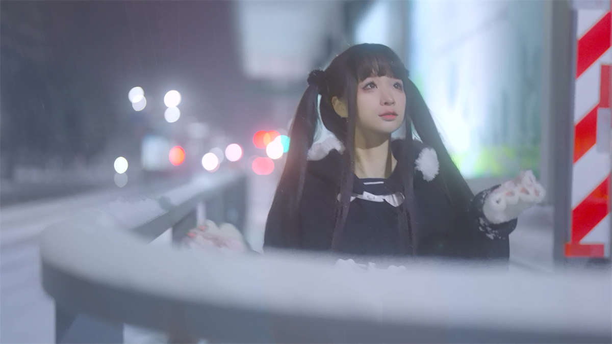 知名动漫博主-蠢沫沫 下雪-日更街拍