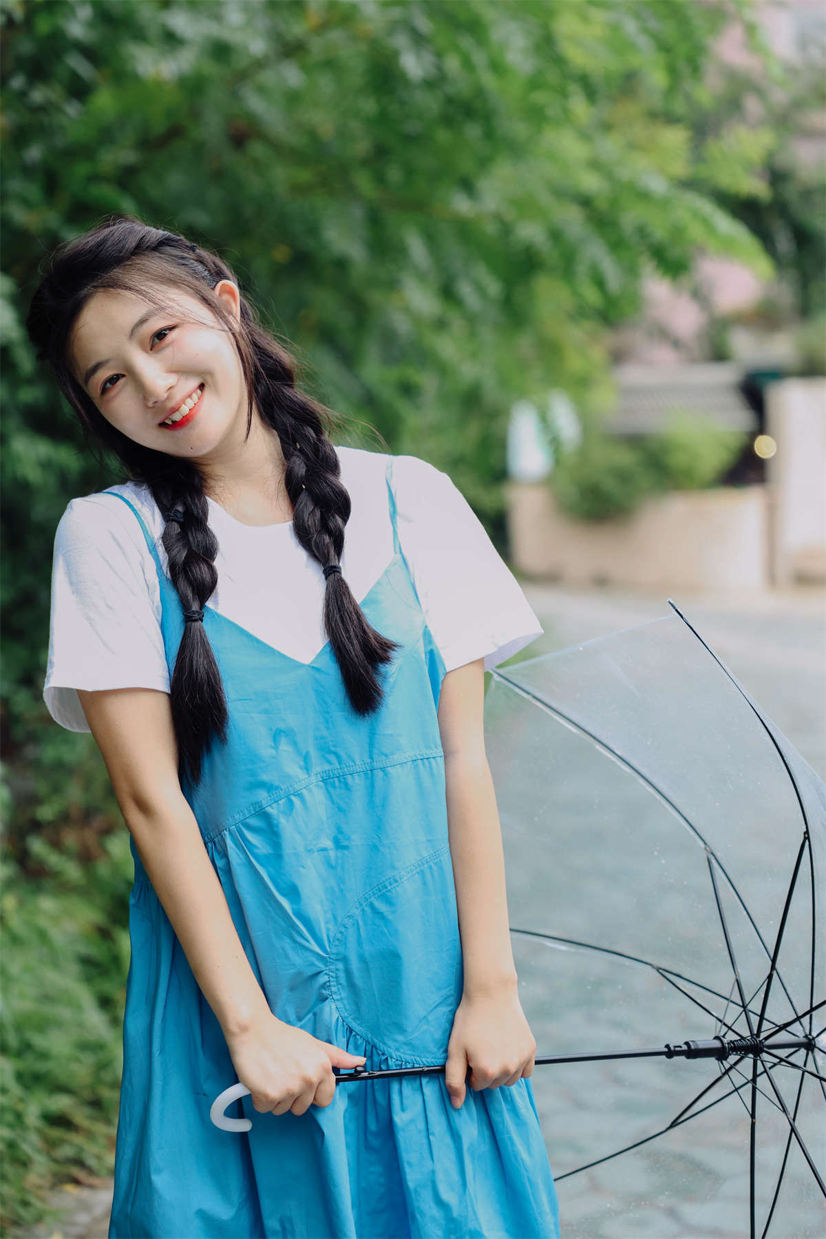 YITUYU艺图语 2023.09.03 雨后漫步 黎美汐-日更街拍