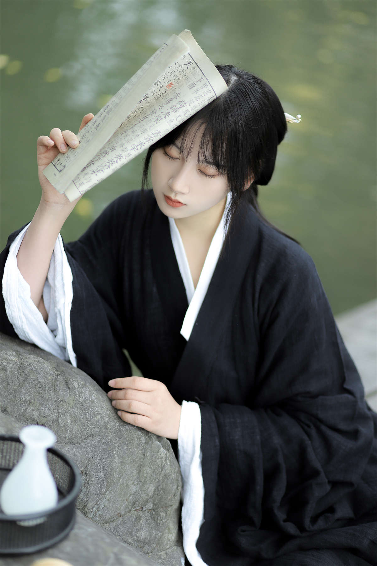 YITUYU艺图语 2022.01.27 人间有味是清欢 半夏夏夏-日更街拍