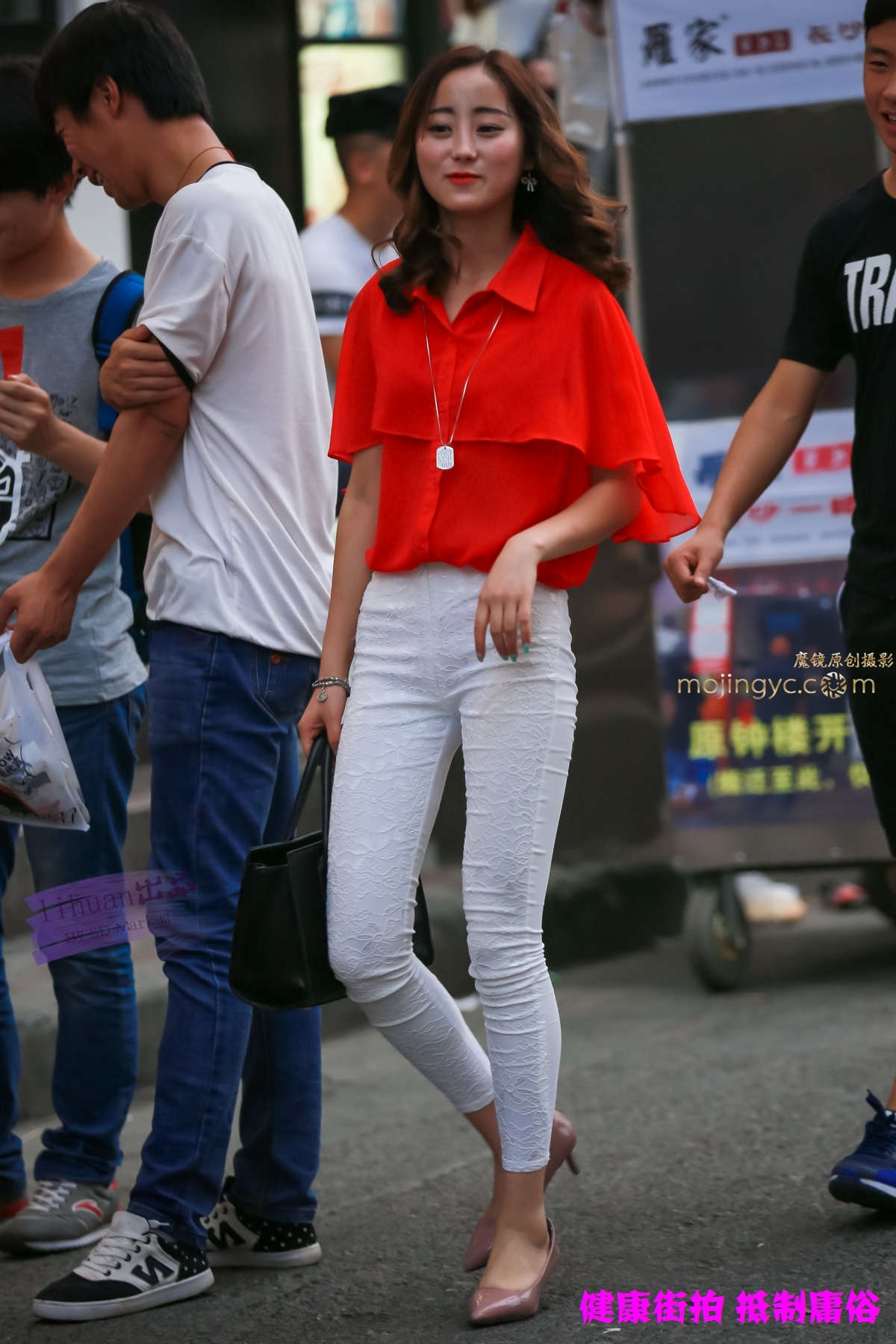 李欢原创-白裤，紧翘丰腴（13P）-日更街拍