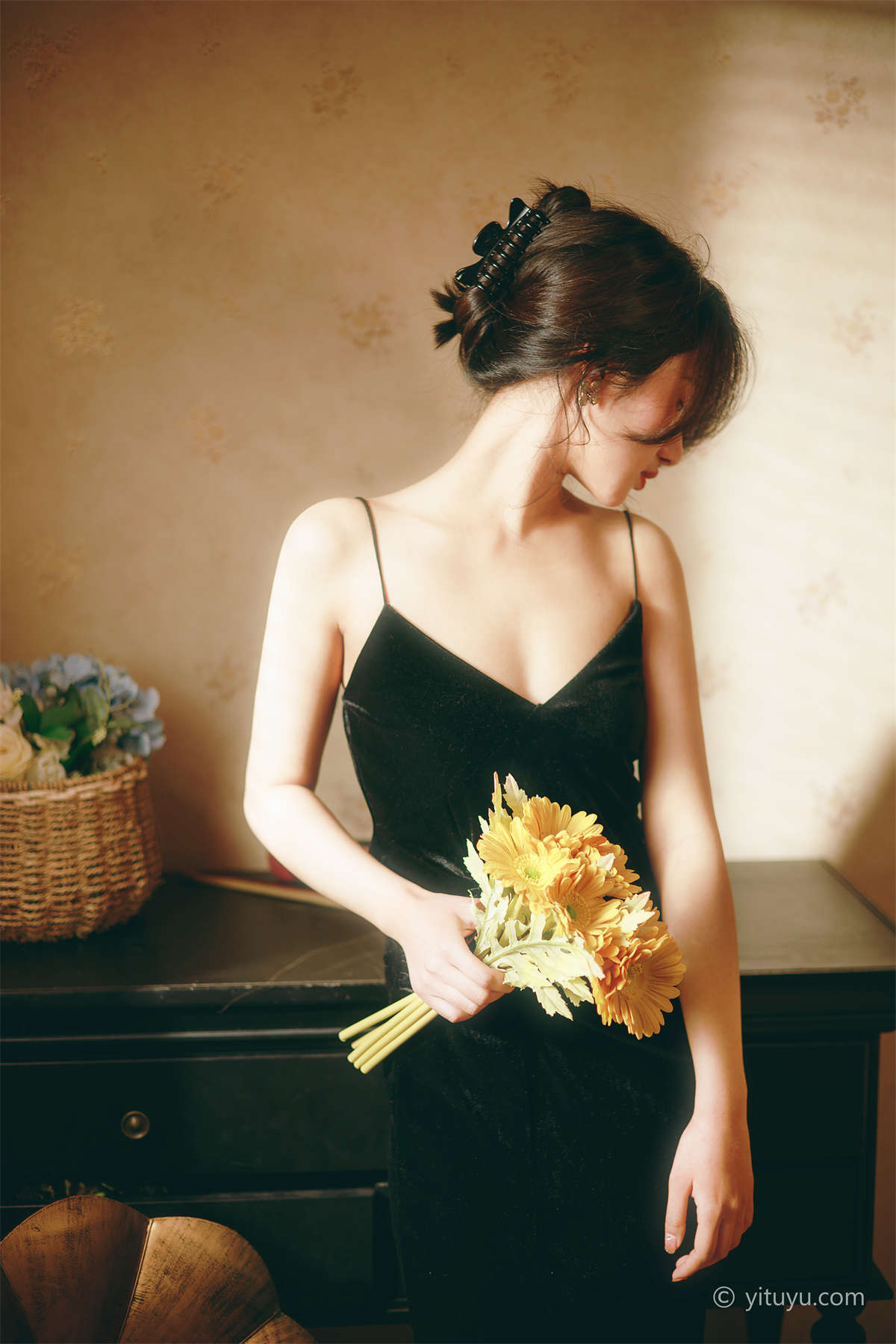 图片[2]-YITUYU艺图语 2021.03.22 女人花 雯雯-日更街拍