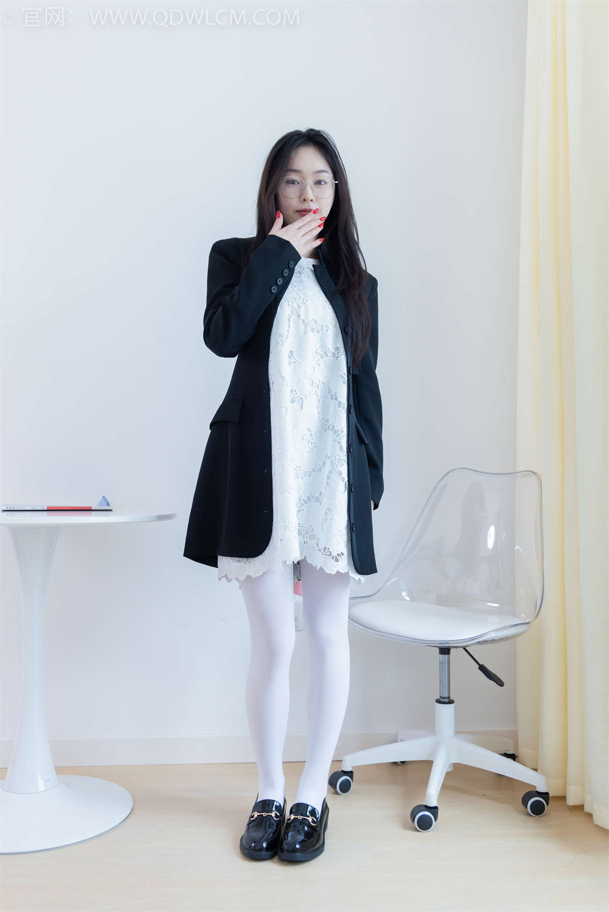 图片[2]-物恋传媒 NO.1967 美兔-融化悲伤-日更街拍