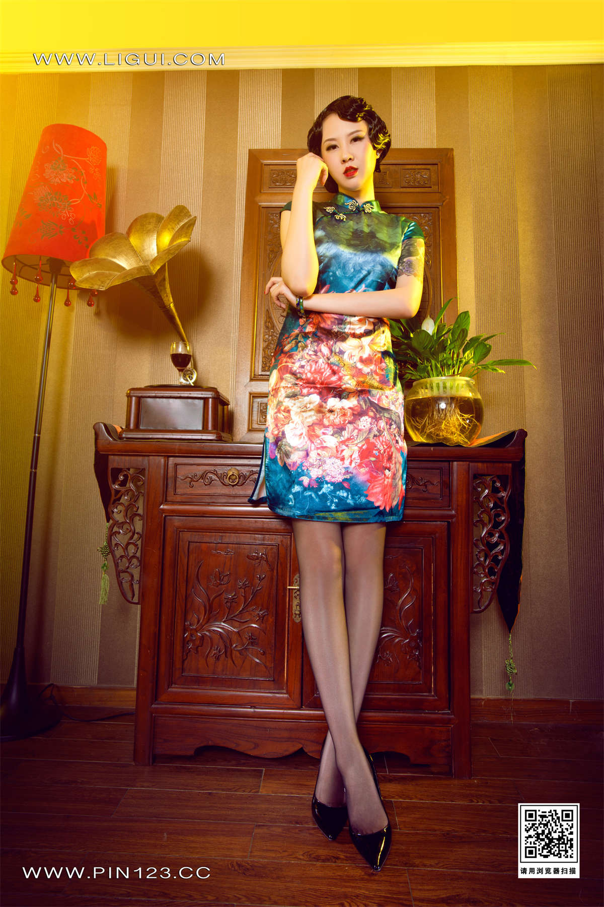 Ligui丽柜 2023.04.19 经典回顾 菲菲-日更街拍