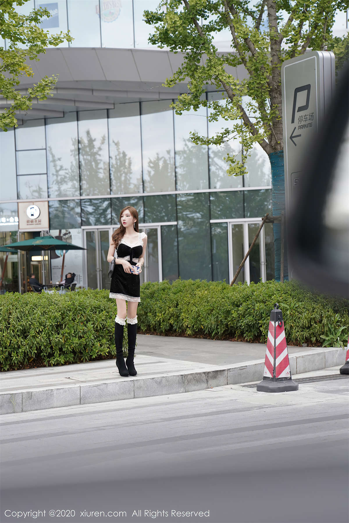 图片[2]-Xiuren秀人网 2020.11.27 NO.2832 周于希Sandy-日更街拍