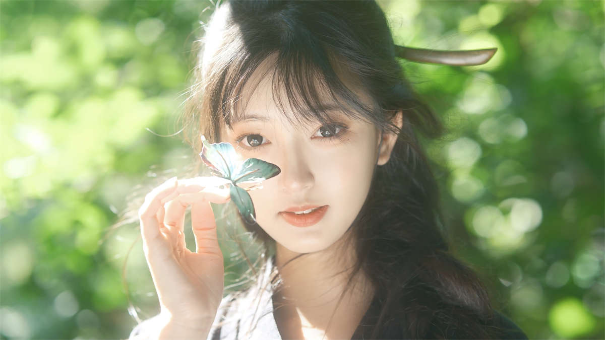 YITUYU艺图语 2023.10.15 蝴蝶之吻 二两风月-日更街拍