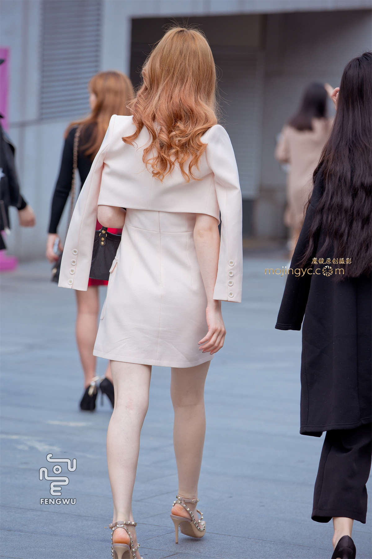 连衣短裙，美腿，凉高（10）-日更街拍