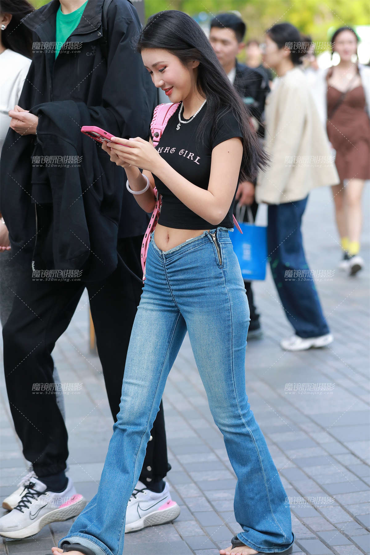 图片[2]-蓝牛美眉-日更街拍