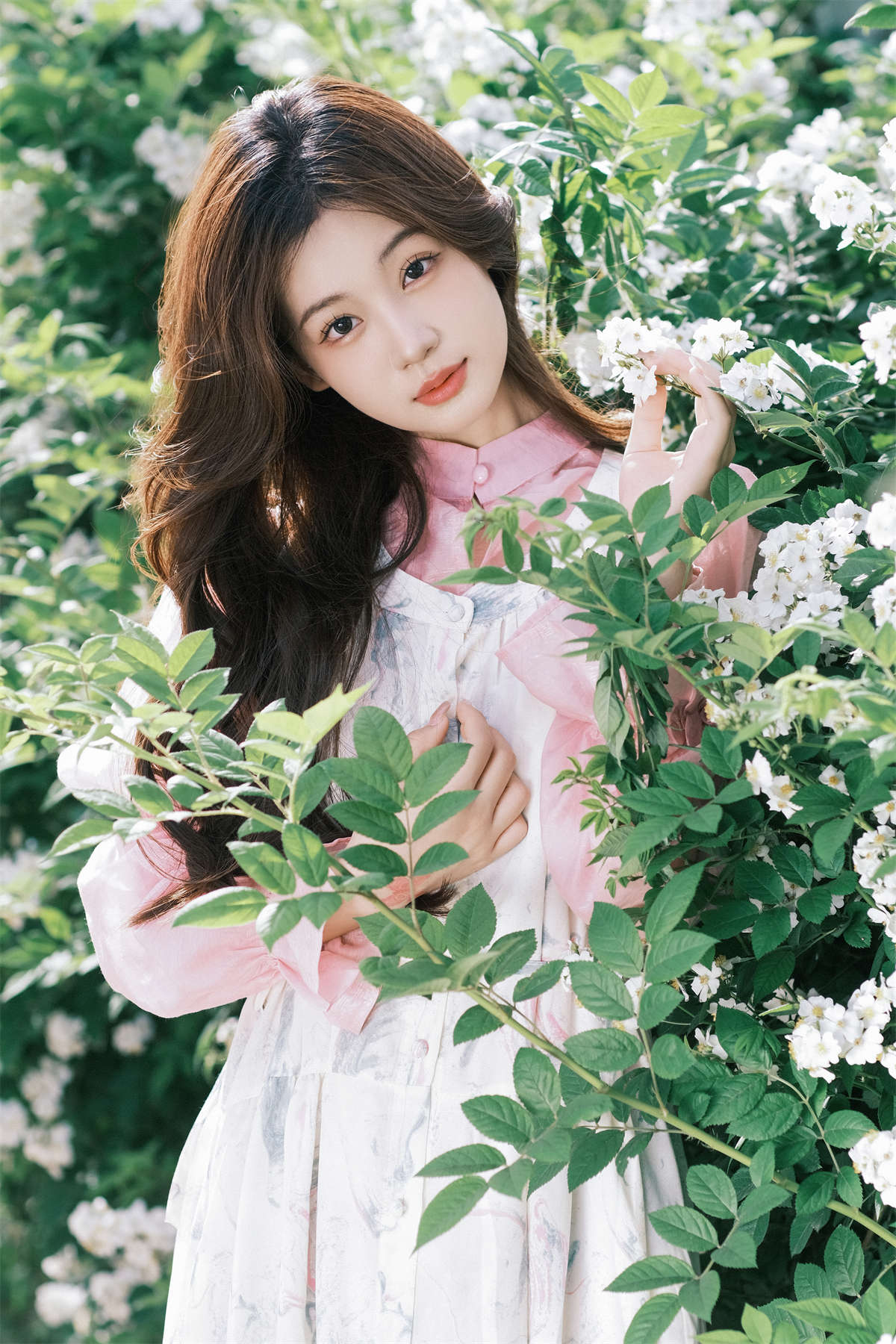 YITUYU艺图语 2024.07.03 四月蔷薇 高冷小别兔插图1