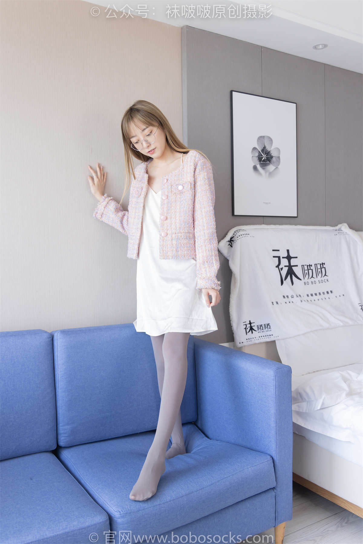 袜啵啵 No.225 稚予-两双高跟鞋、厚灰丝（花絮版）-日更街拍