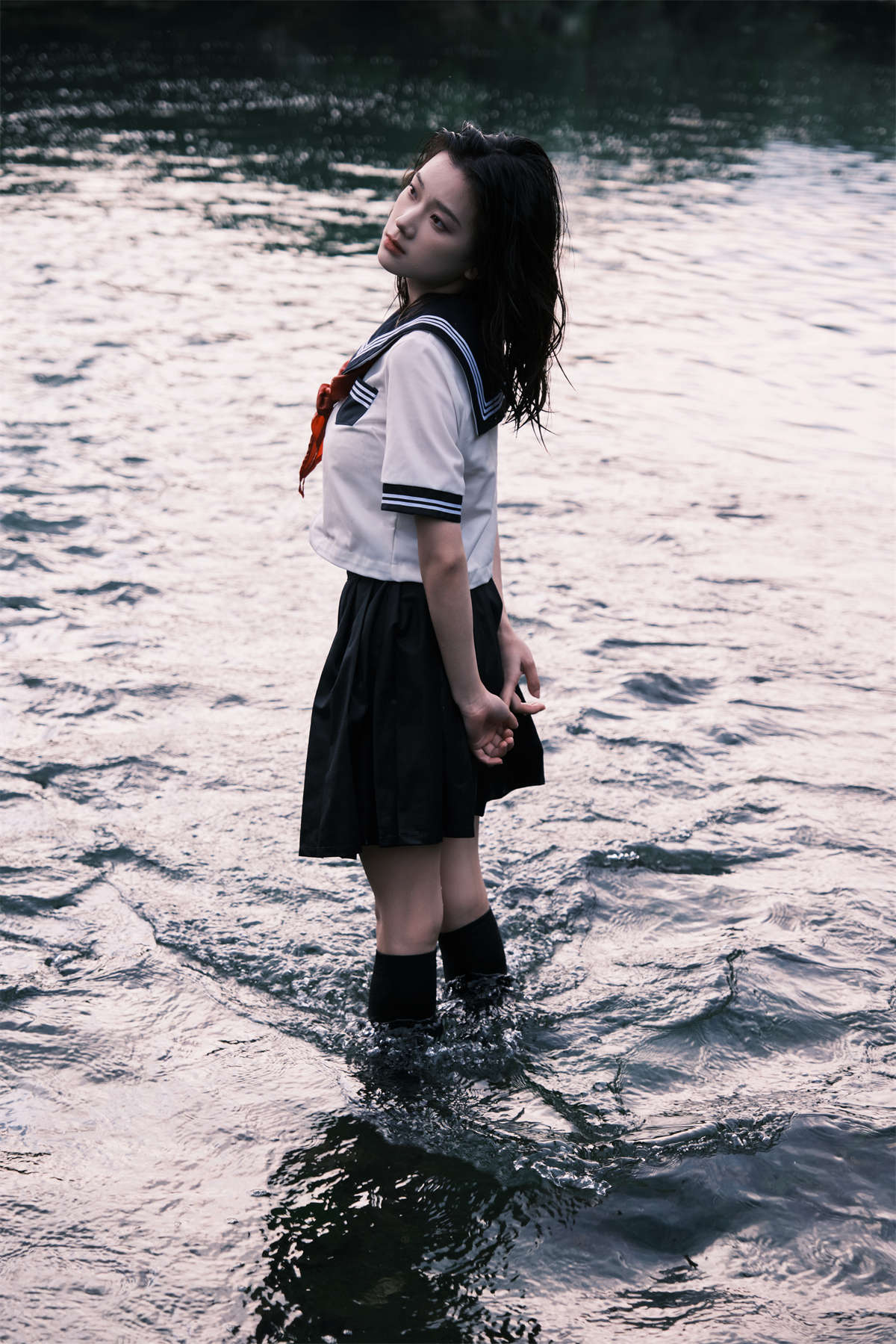 YITUYU艺图语 2024.07.11 水中jk To小北插图1